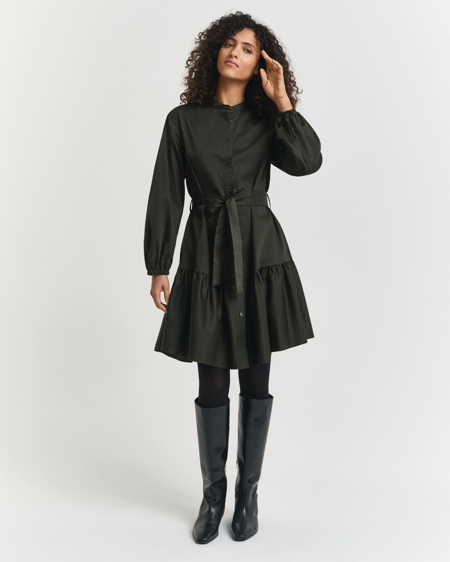 Abito a maniche lunghe in morbido raso di cotone