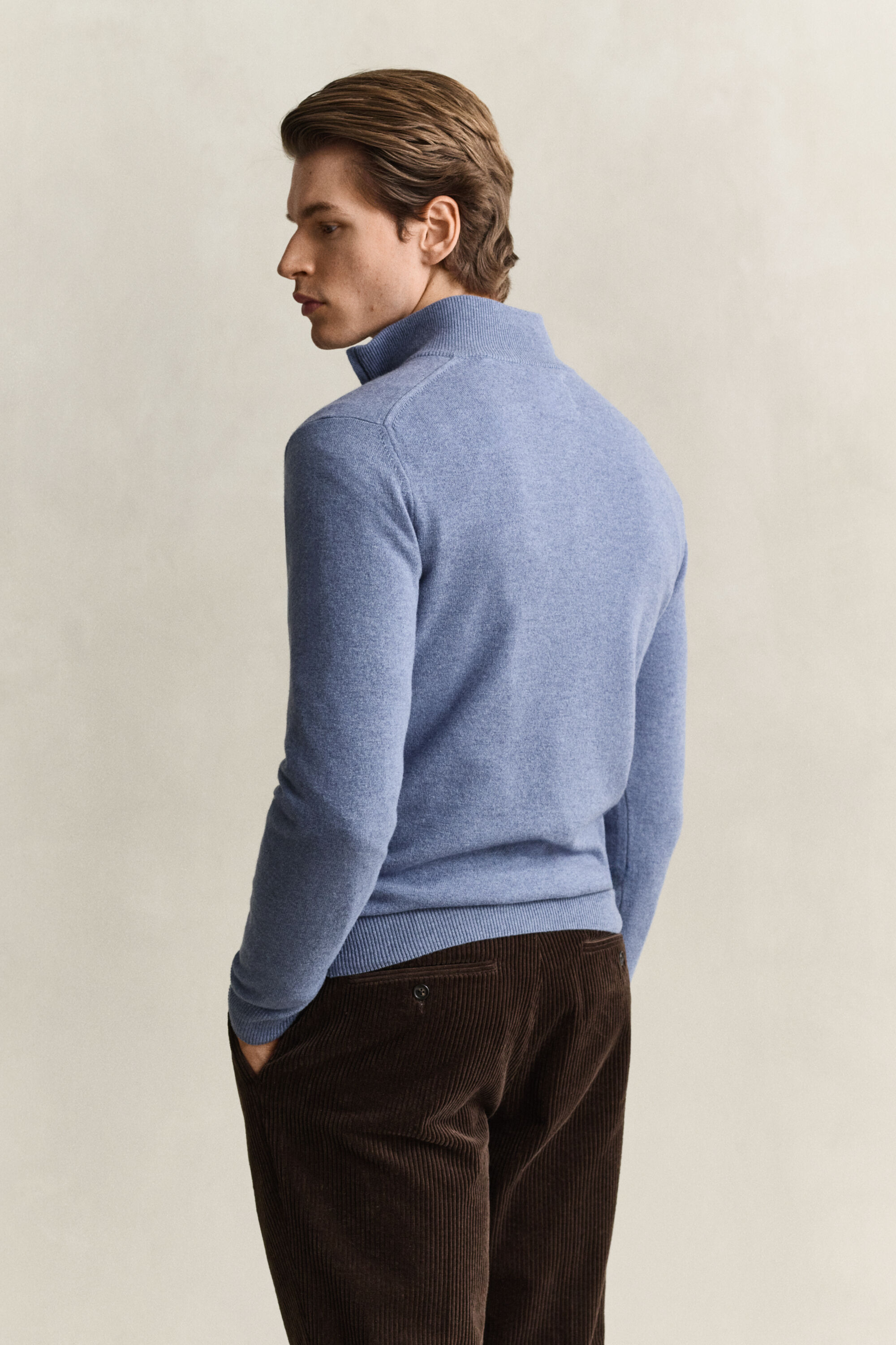 Maglia in lana d’agnello con zip corta