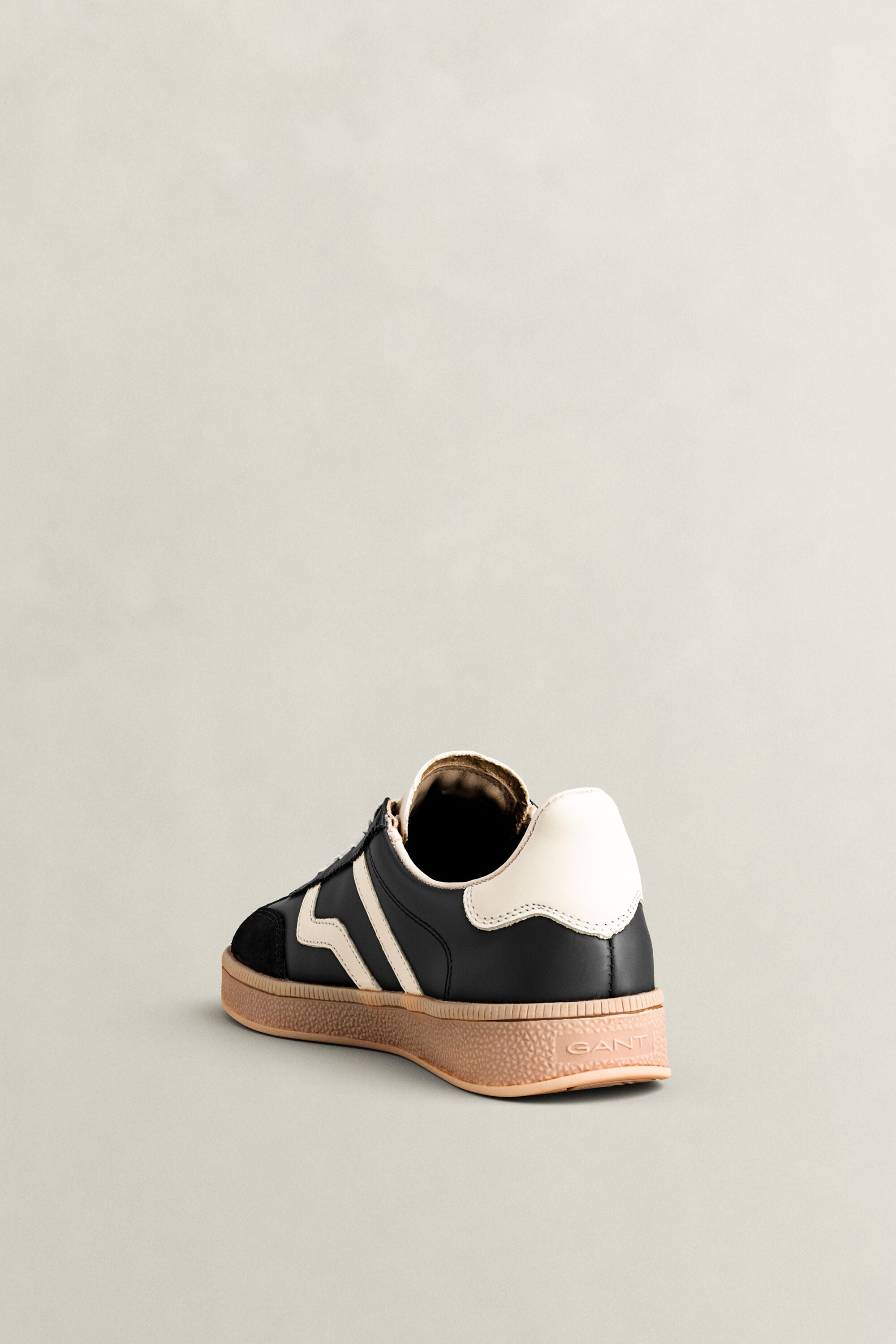 Sneakers Cuzima in pelle e camoscio