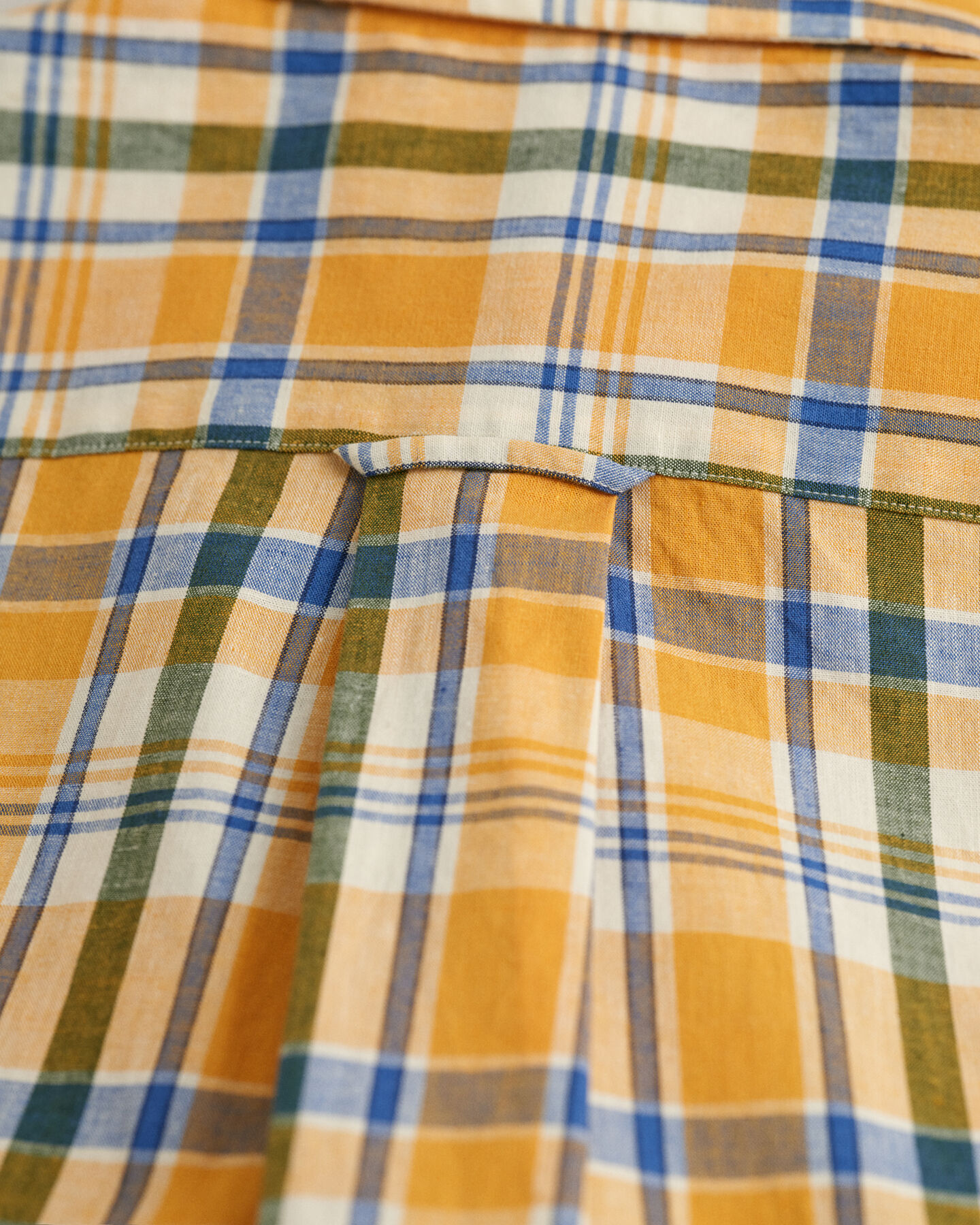 Camicia a maniche corte in misto cotone-lino a quadri regular fit