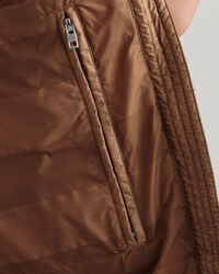 Piumino smanicato leggero