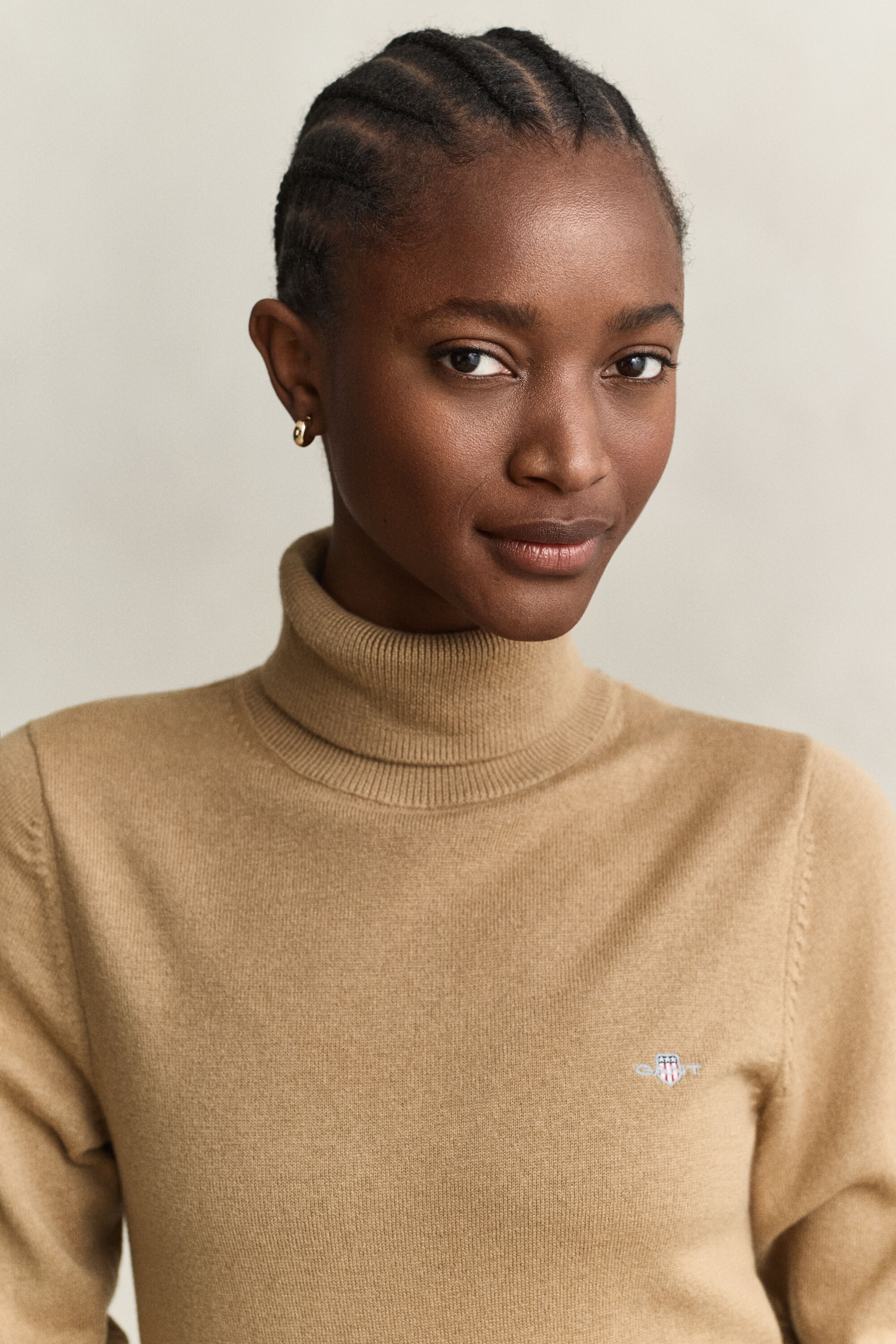 Maglia con collo alto in lana e cotone