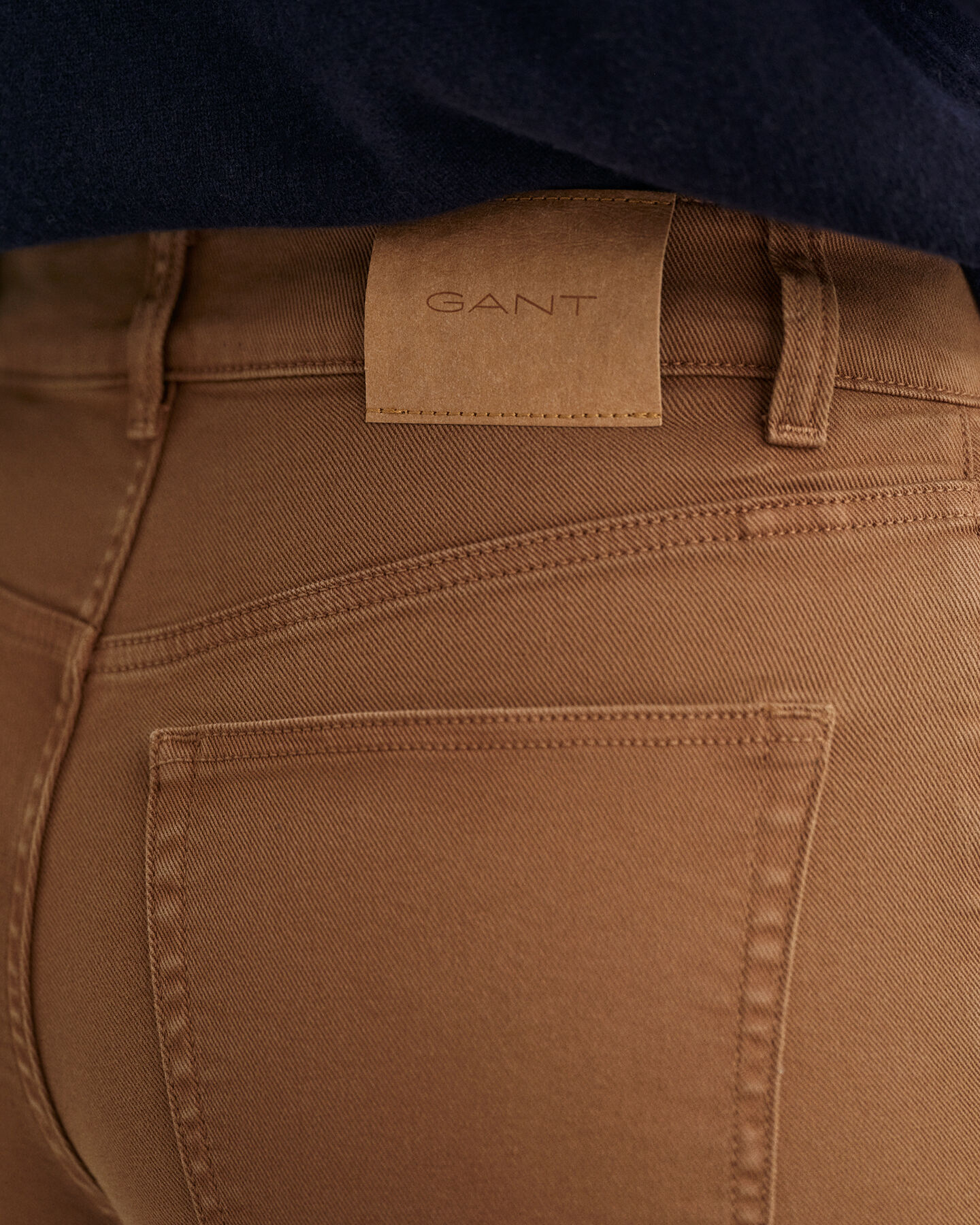 Jeans colorati svasati