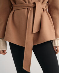 Blazer cucito a mano con cintura