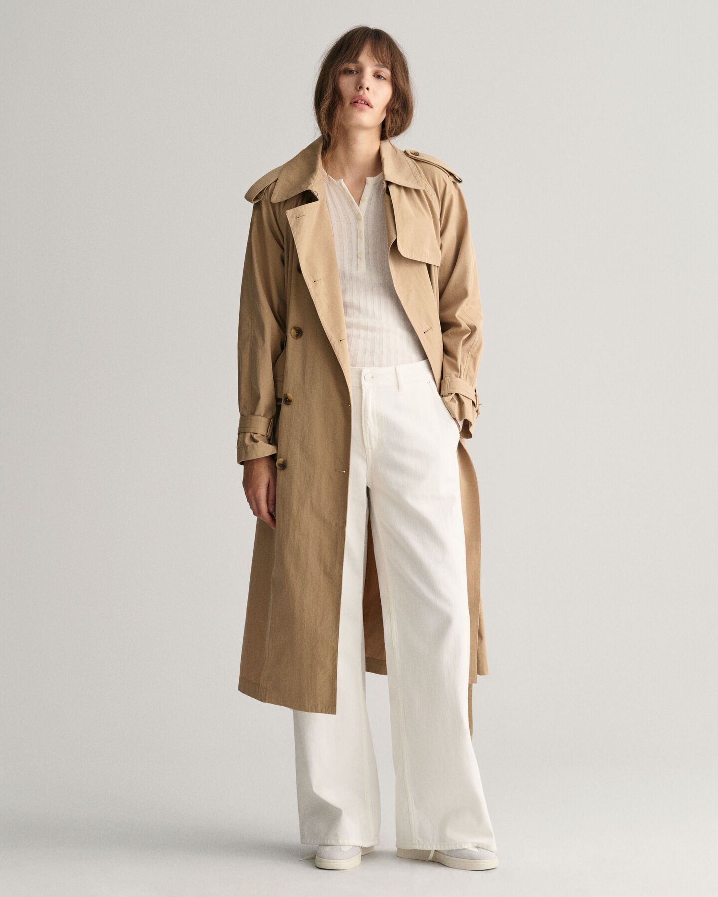 T-shirt Henley a maniche lunghe a coste