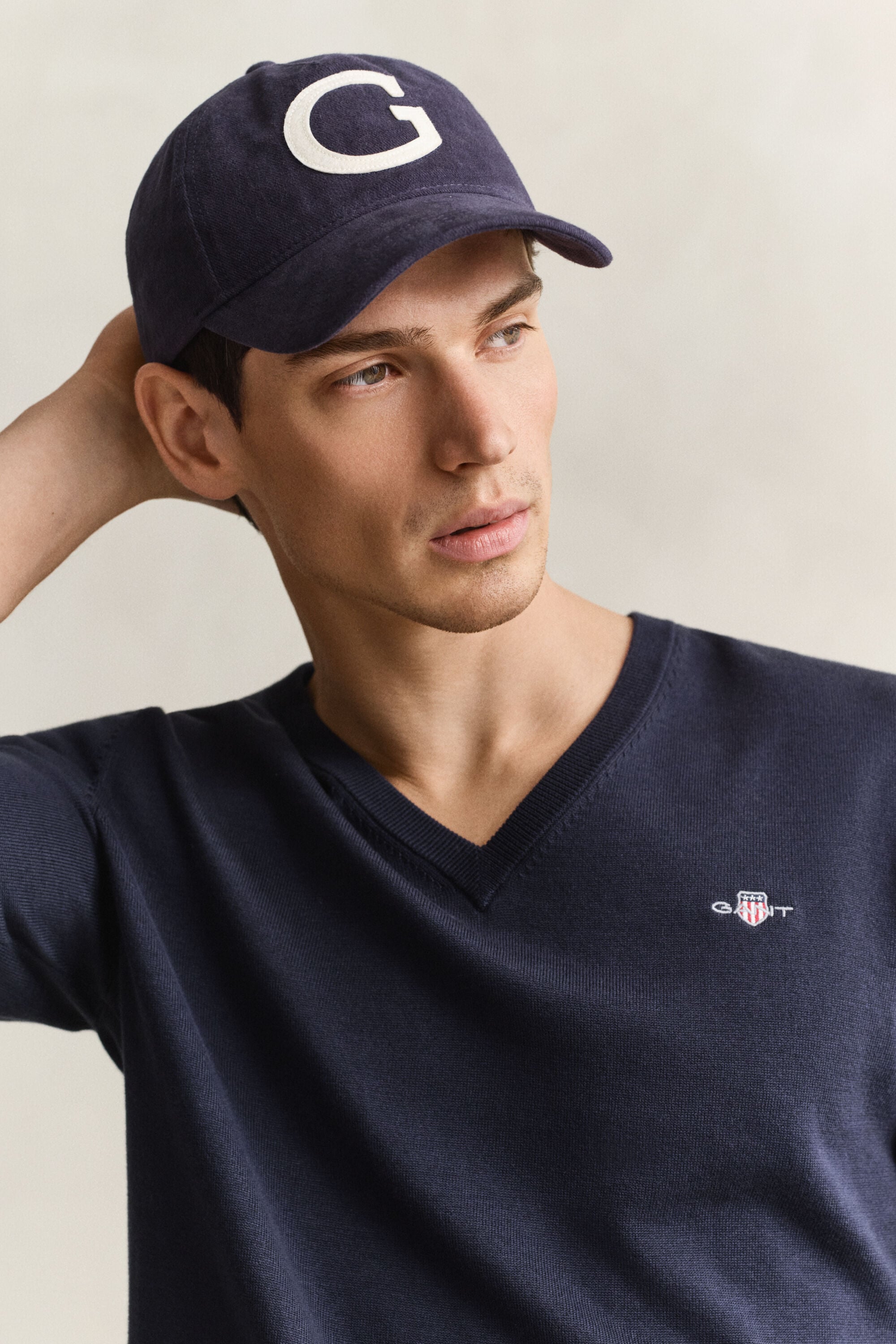 Maglia con scollo a V in cotone