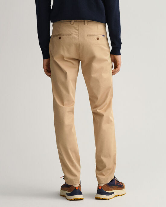 Pantaloni chino Hallden in twill slim fit