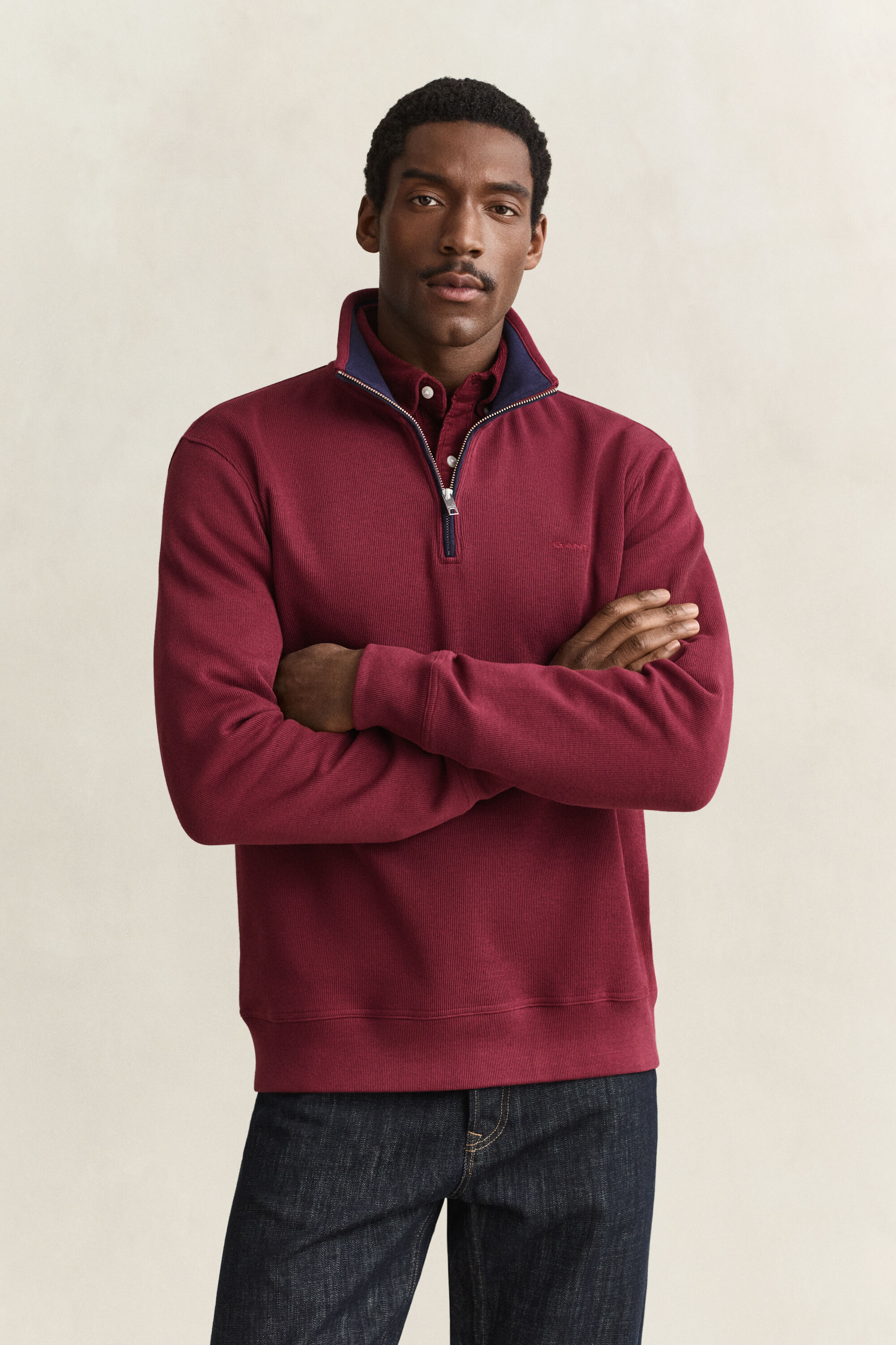 Felpa Sacker Rib con zip corta