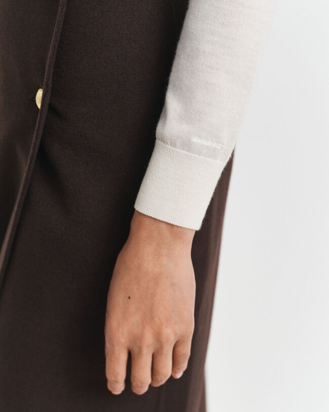 Maglia a collo alto in finissima lana merino