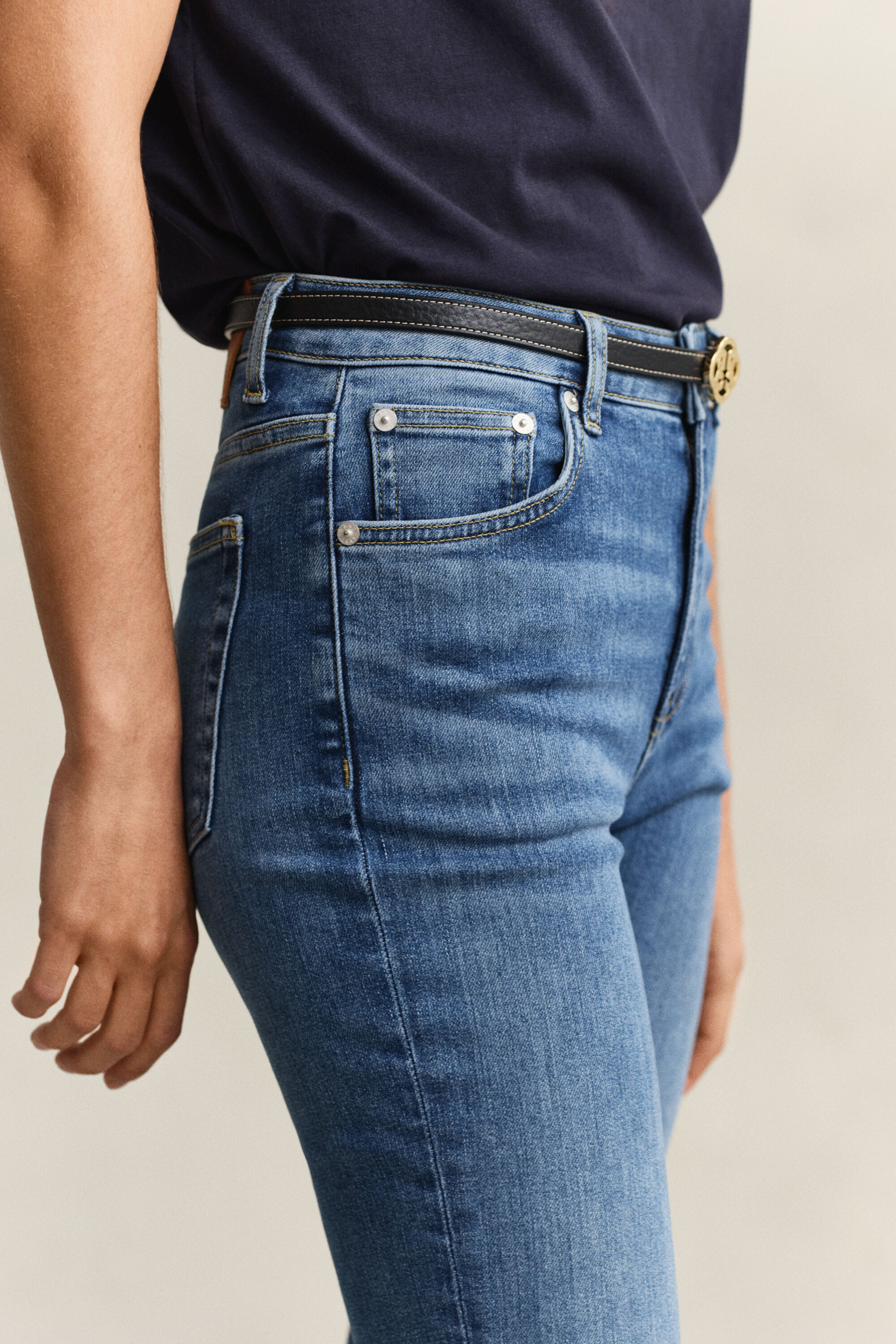 Jeans taglio corto slim