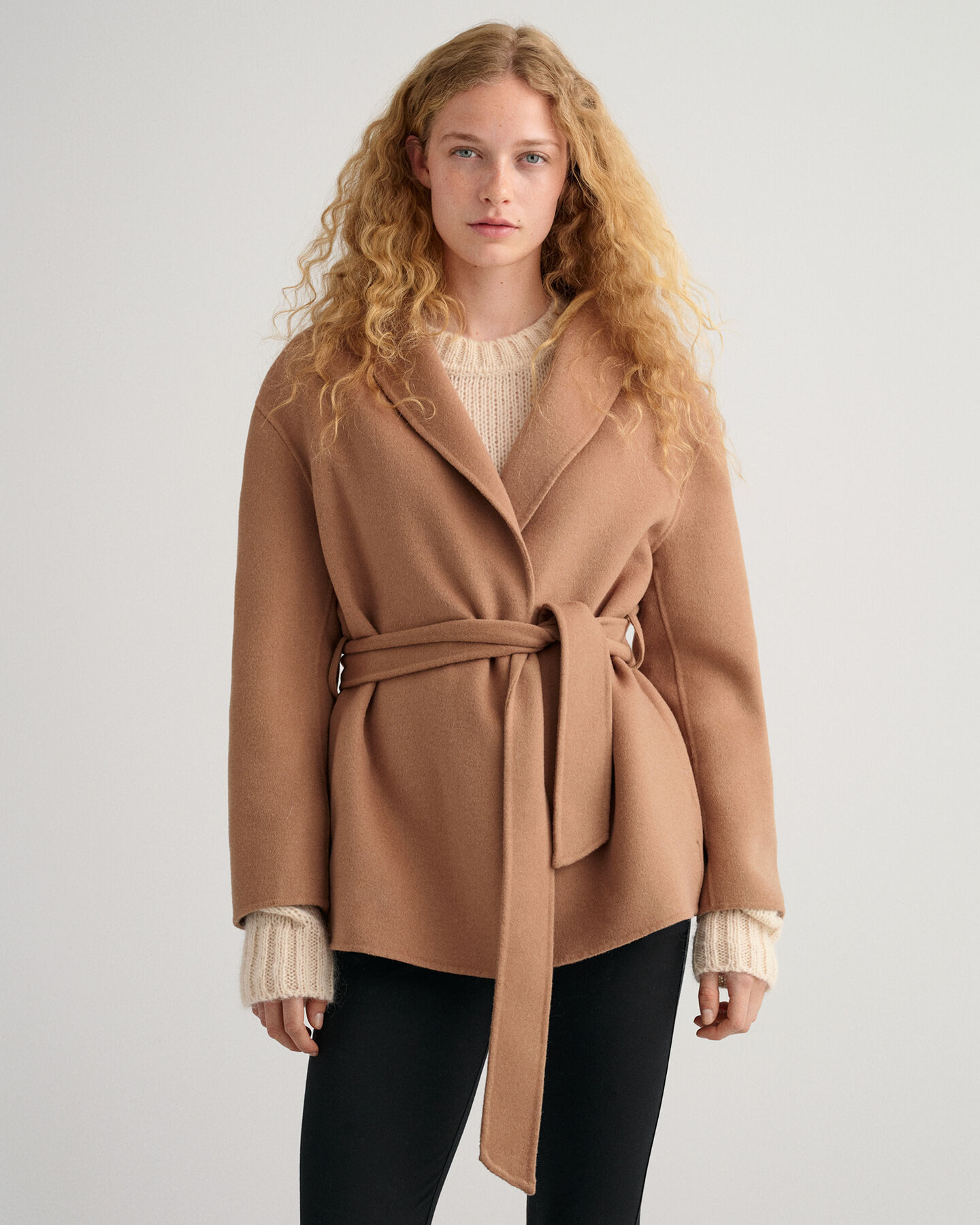 Blazer cucito a mano con cintura