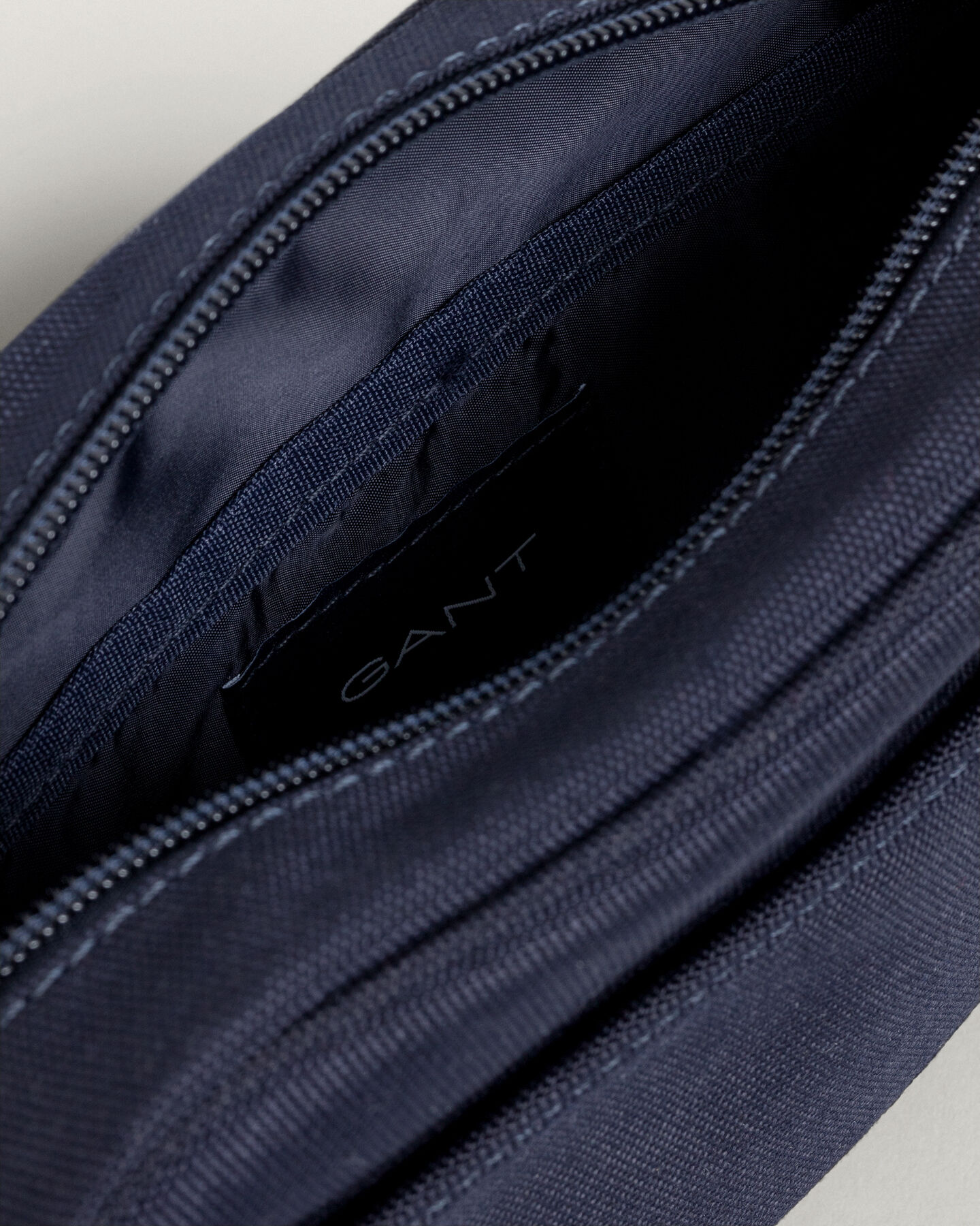 Borsa da spalla Essential