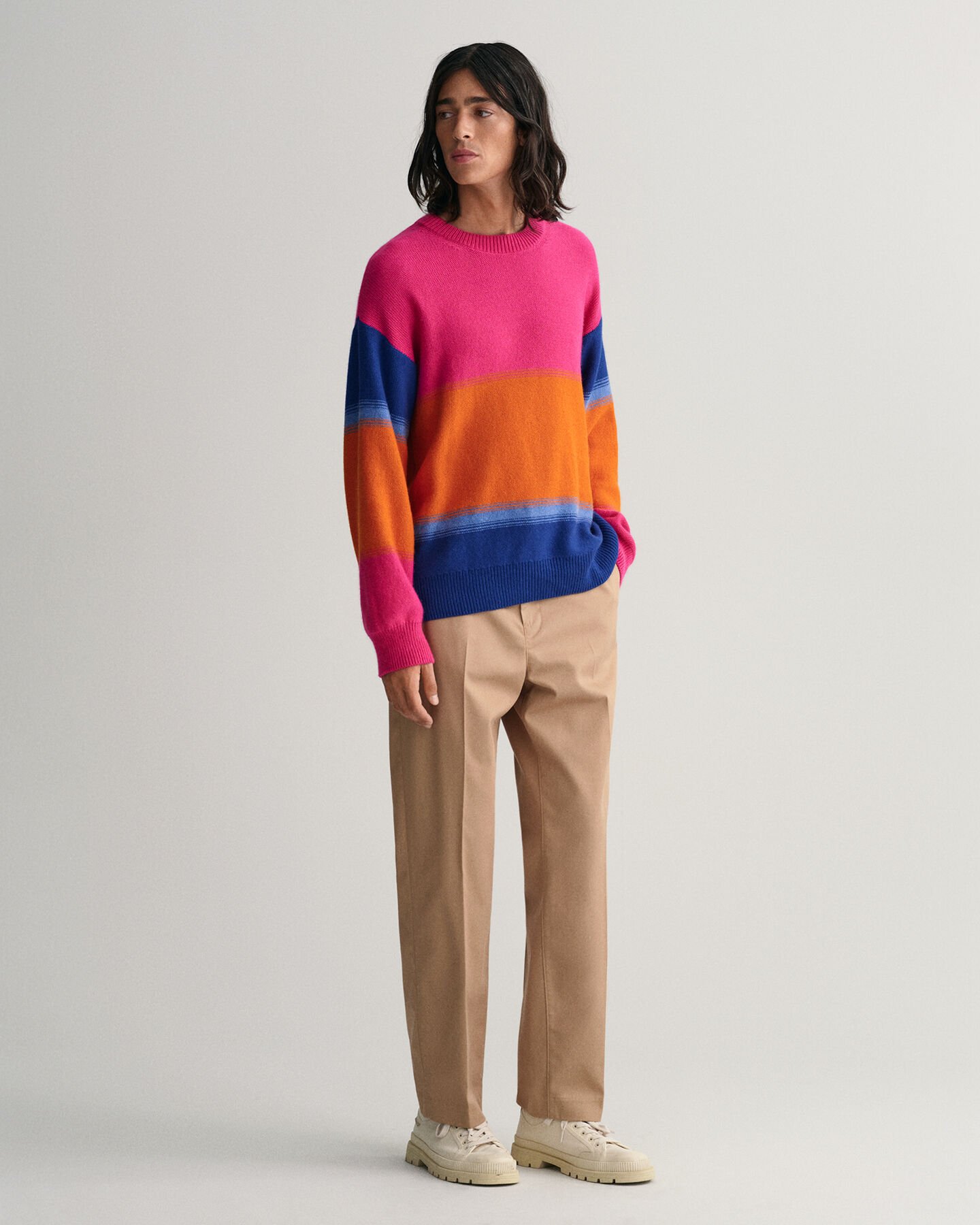 Pantaloni chino vestibilità ampia