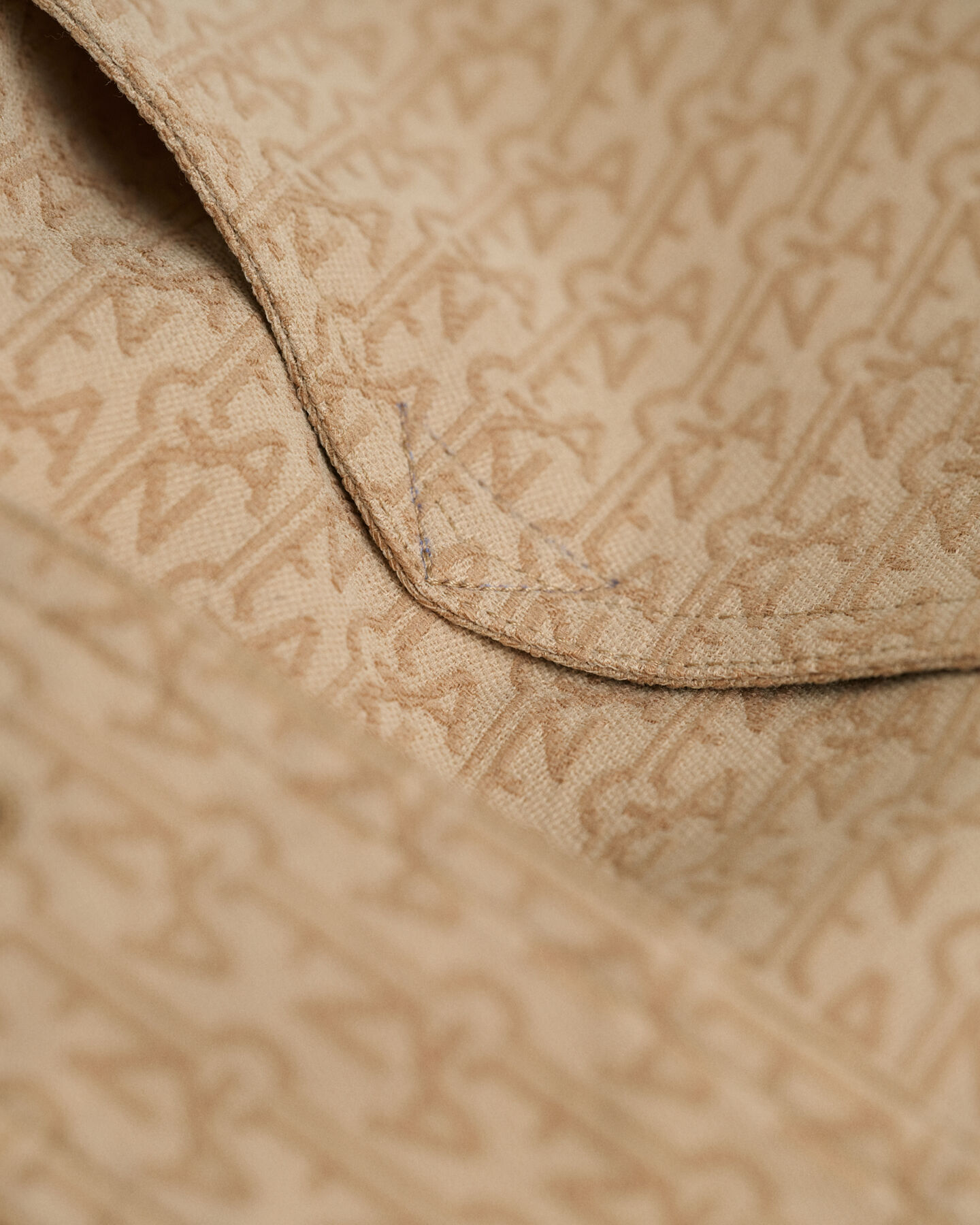 Trench Jacquard Monogram
