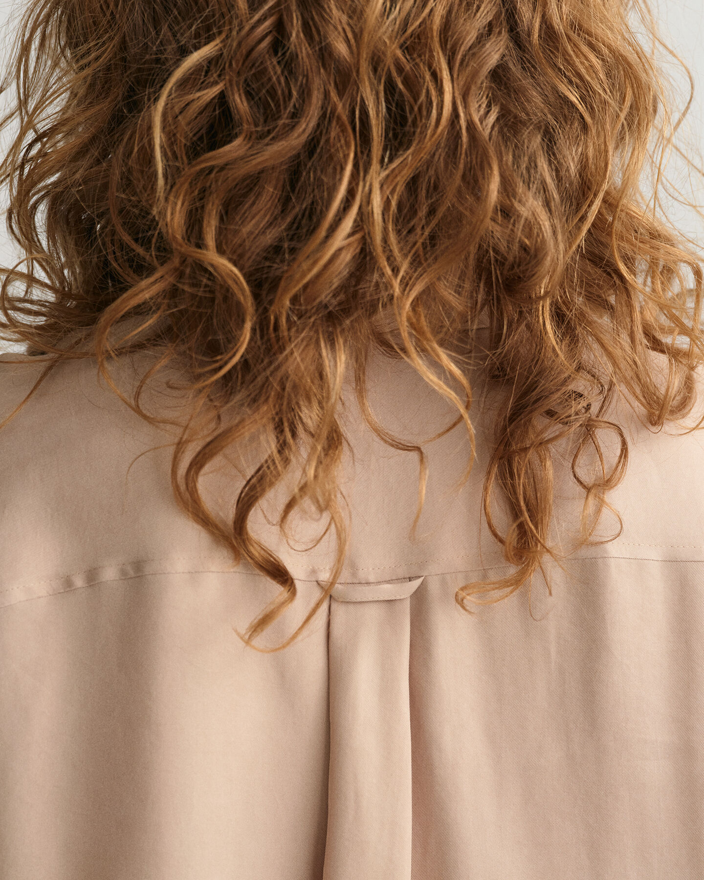 Camicia con tasca con patta relaxed fit