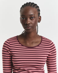 T-shirt a maniche lunghe a coste a righe