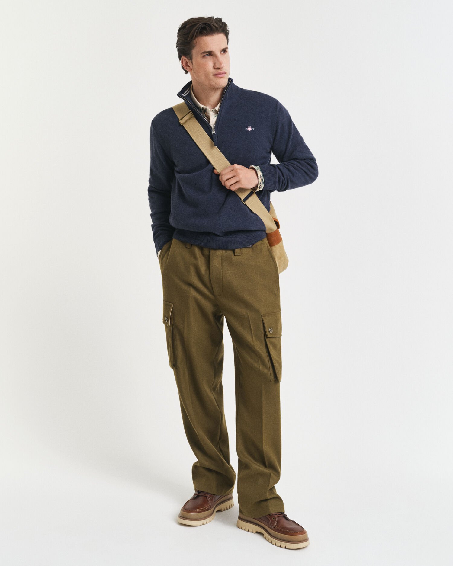 Maglia in lana d’agnello finissima con zip corta