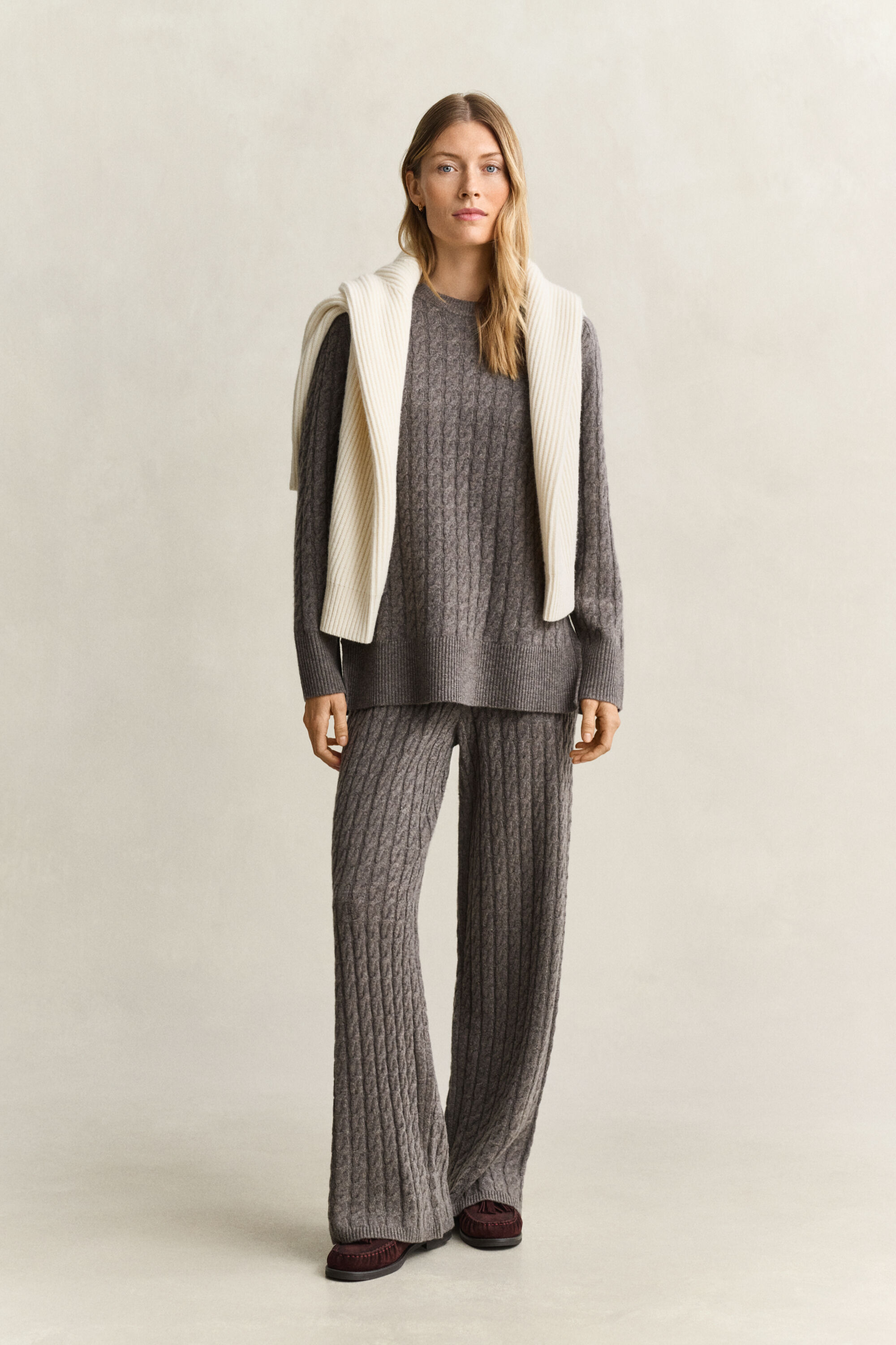 Pantaloni in lana misto cashmere