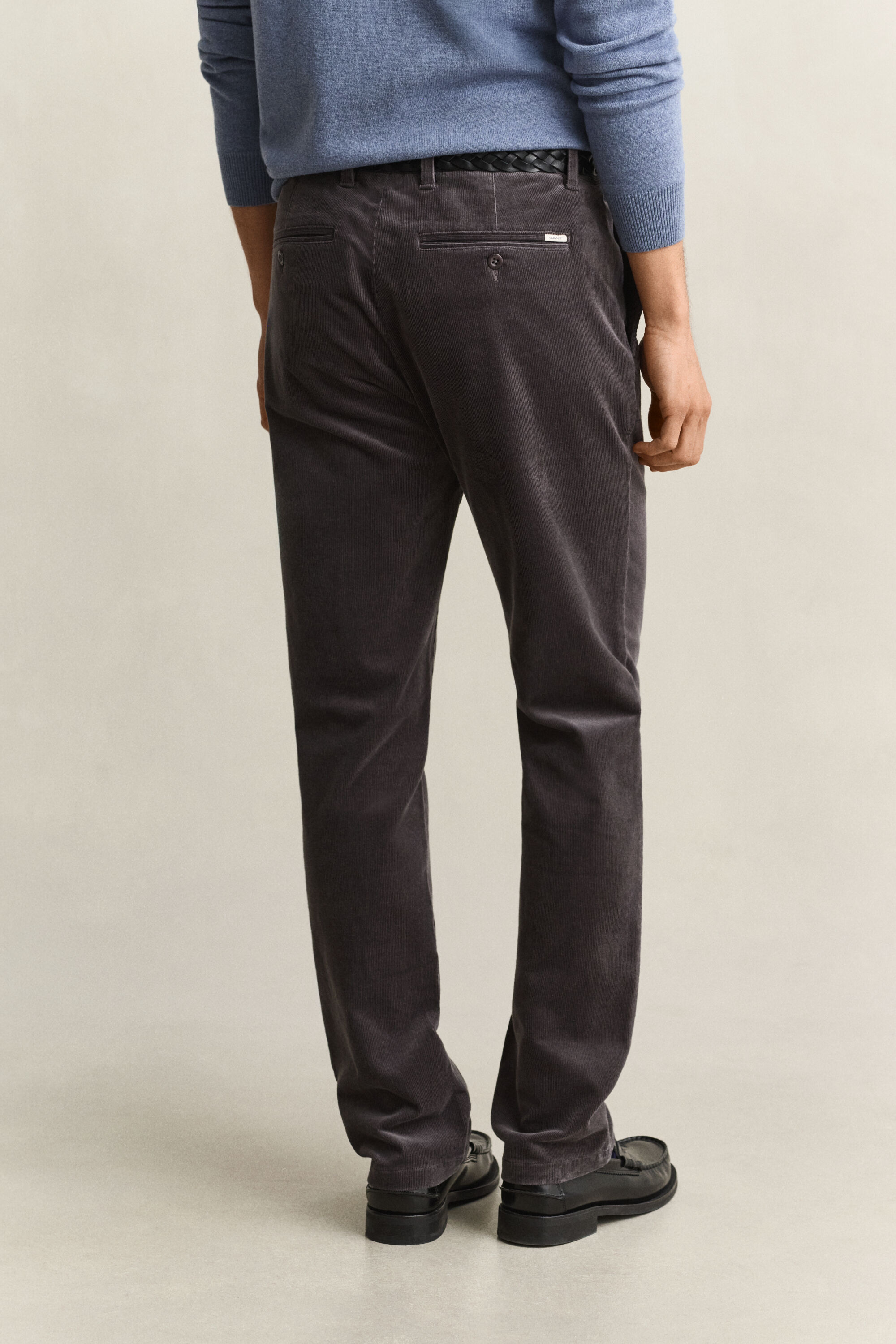 Pantaloni chino in velluto a coste regular