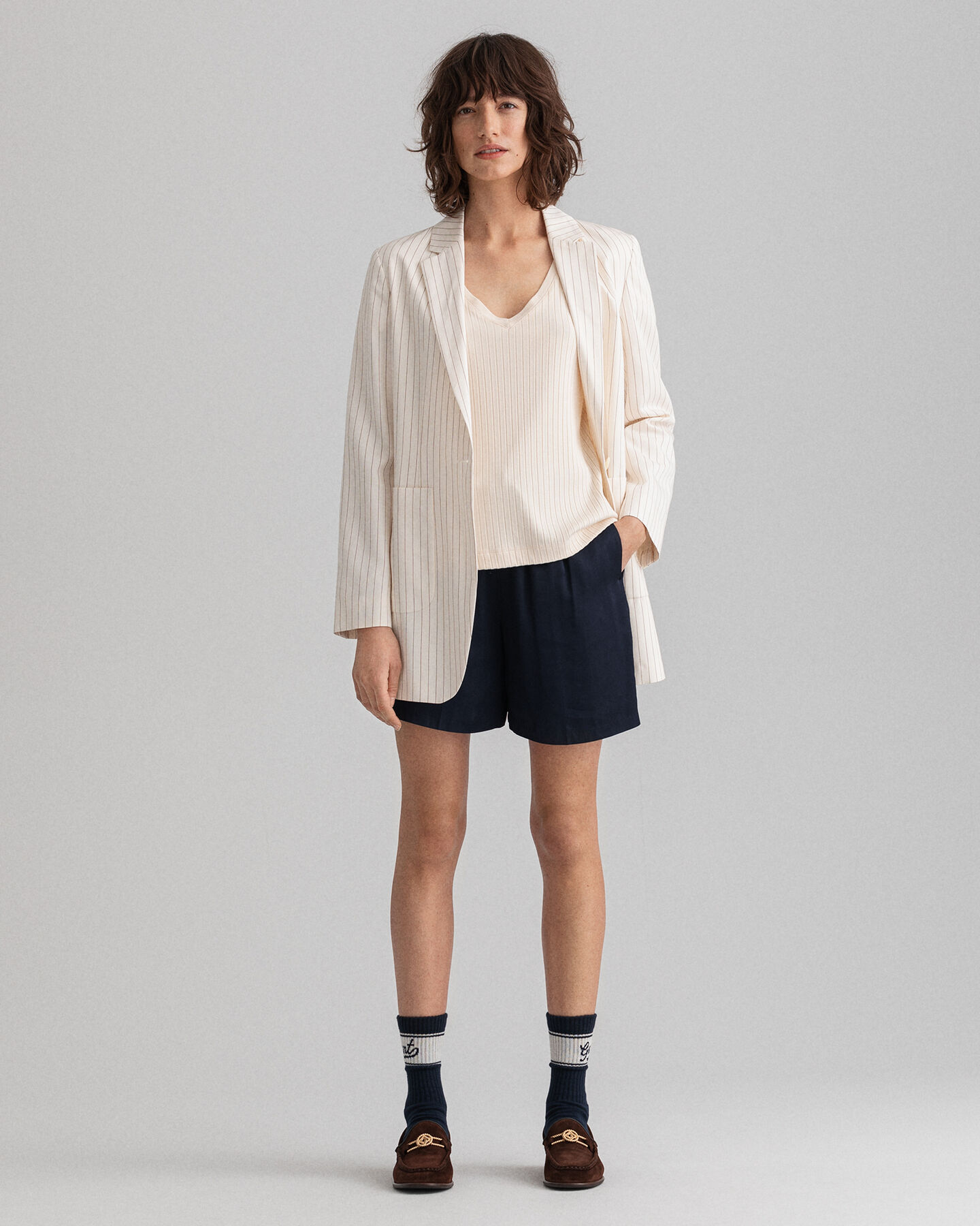 T-shirt con maniche corte-lunghe e spacchetti