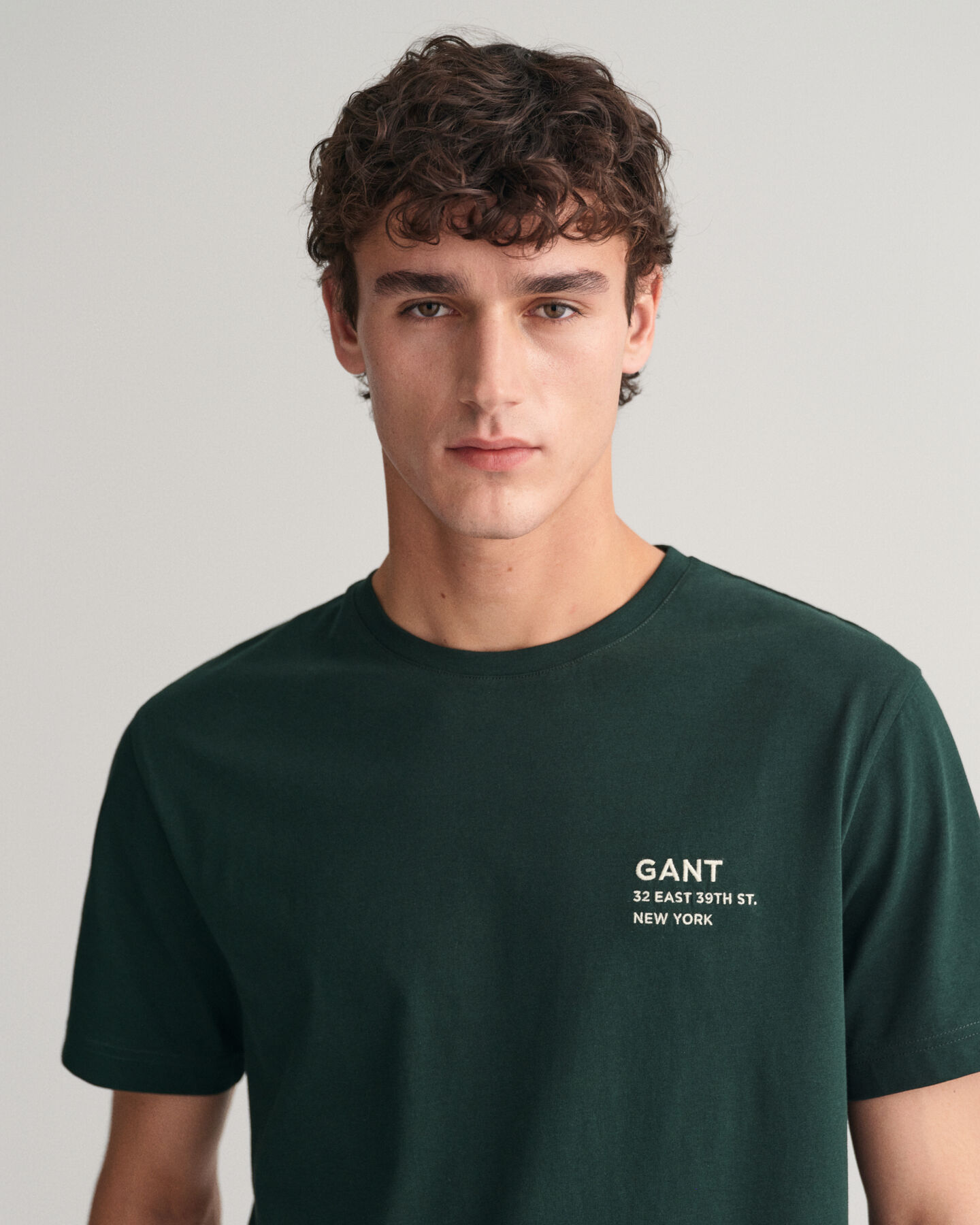 T-shirt con GANT Graphic piccola