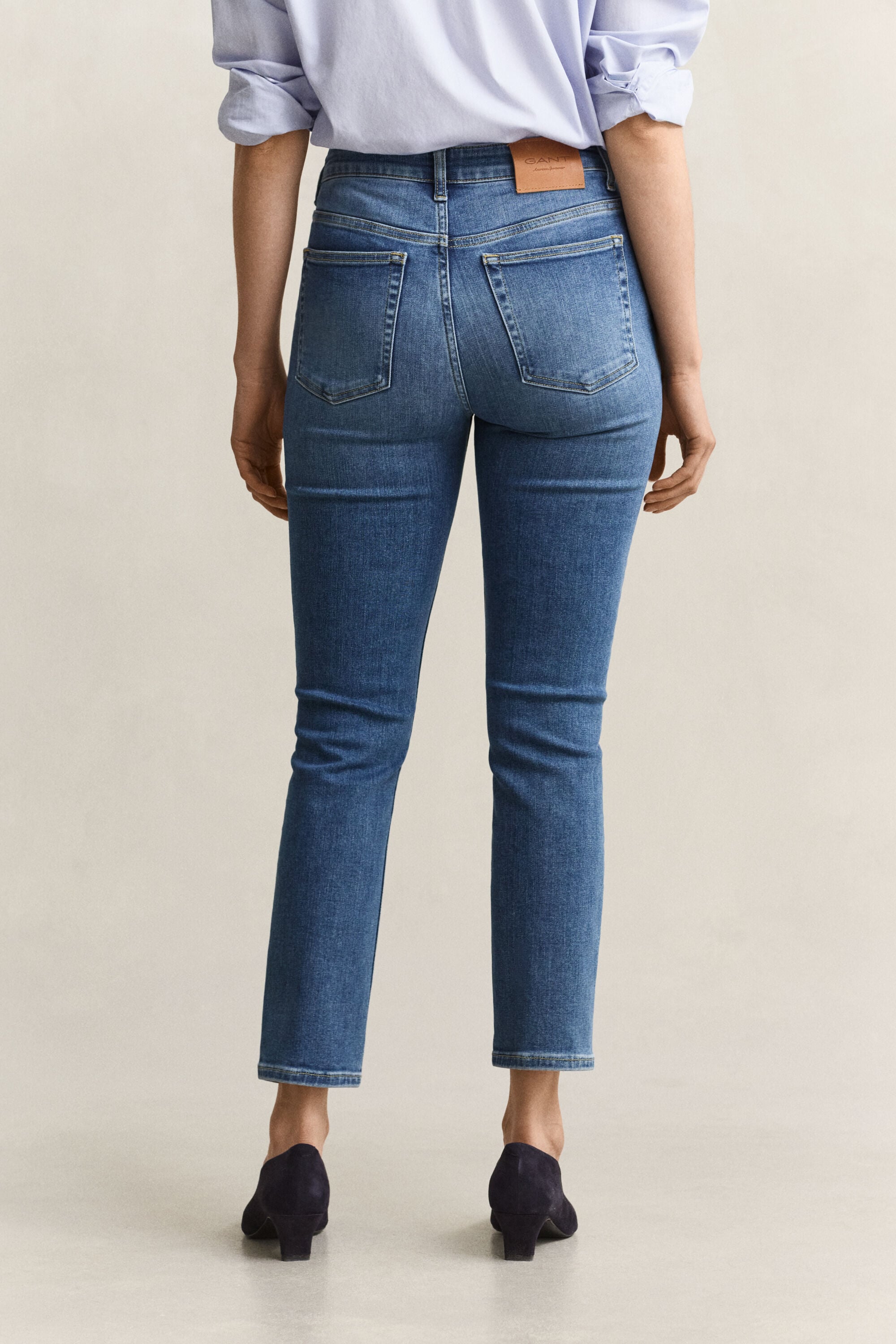 Jeans alla caviglia elasticizzati