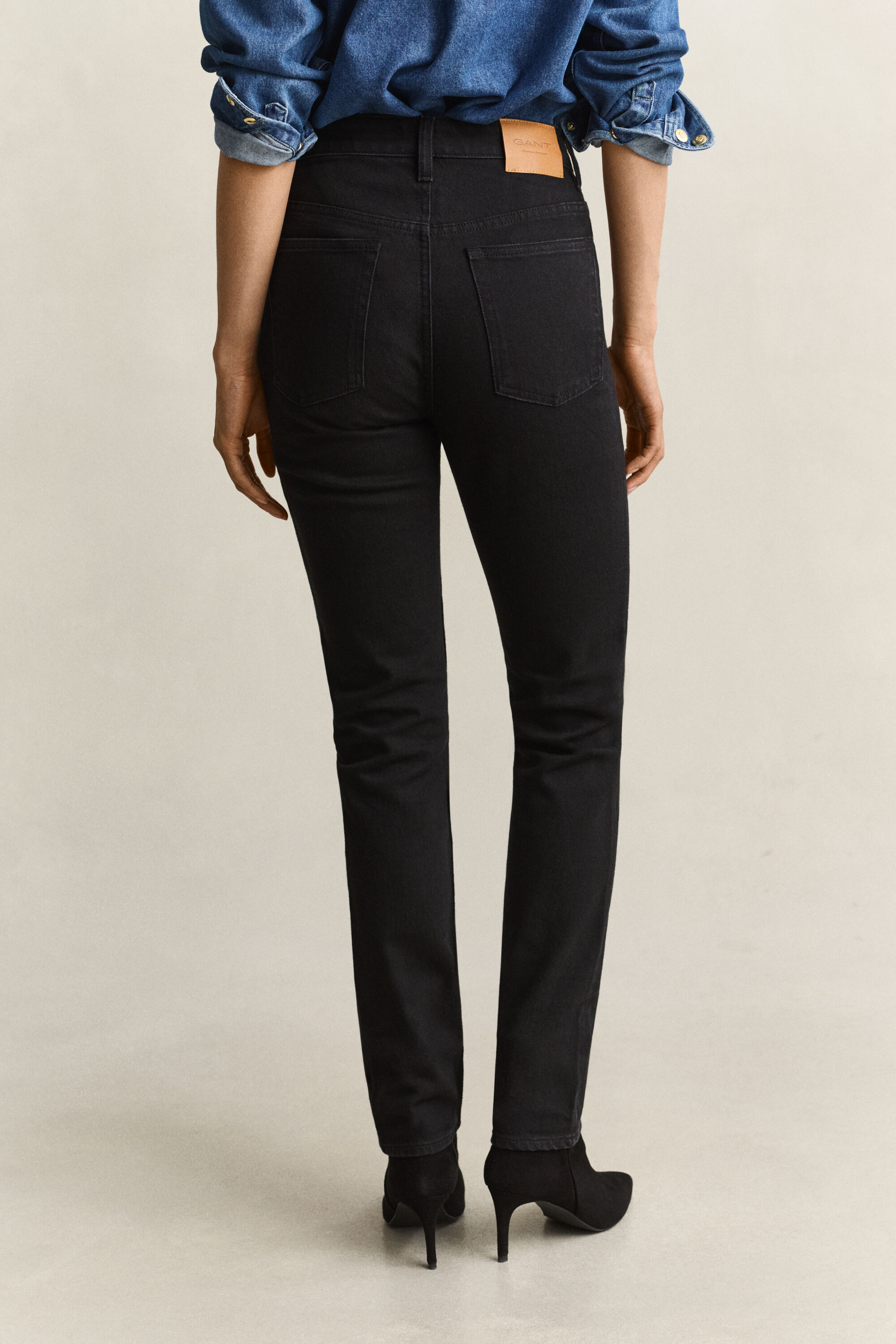 Jeans slim a vita alta
