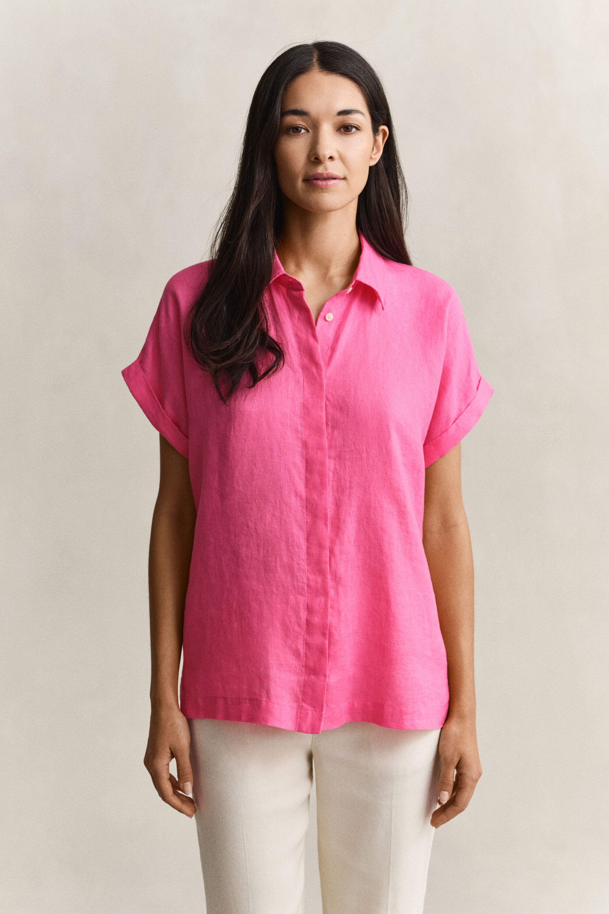 Camicia in lino con maniche a sbuffo