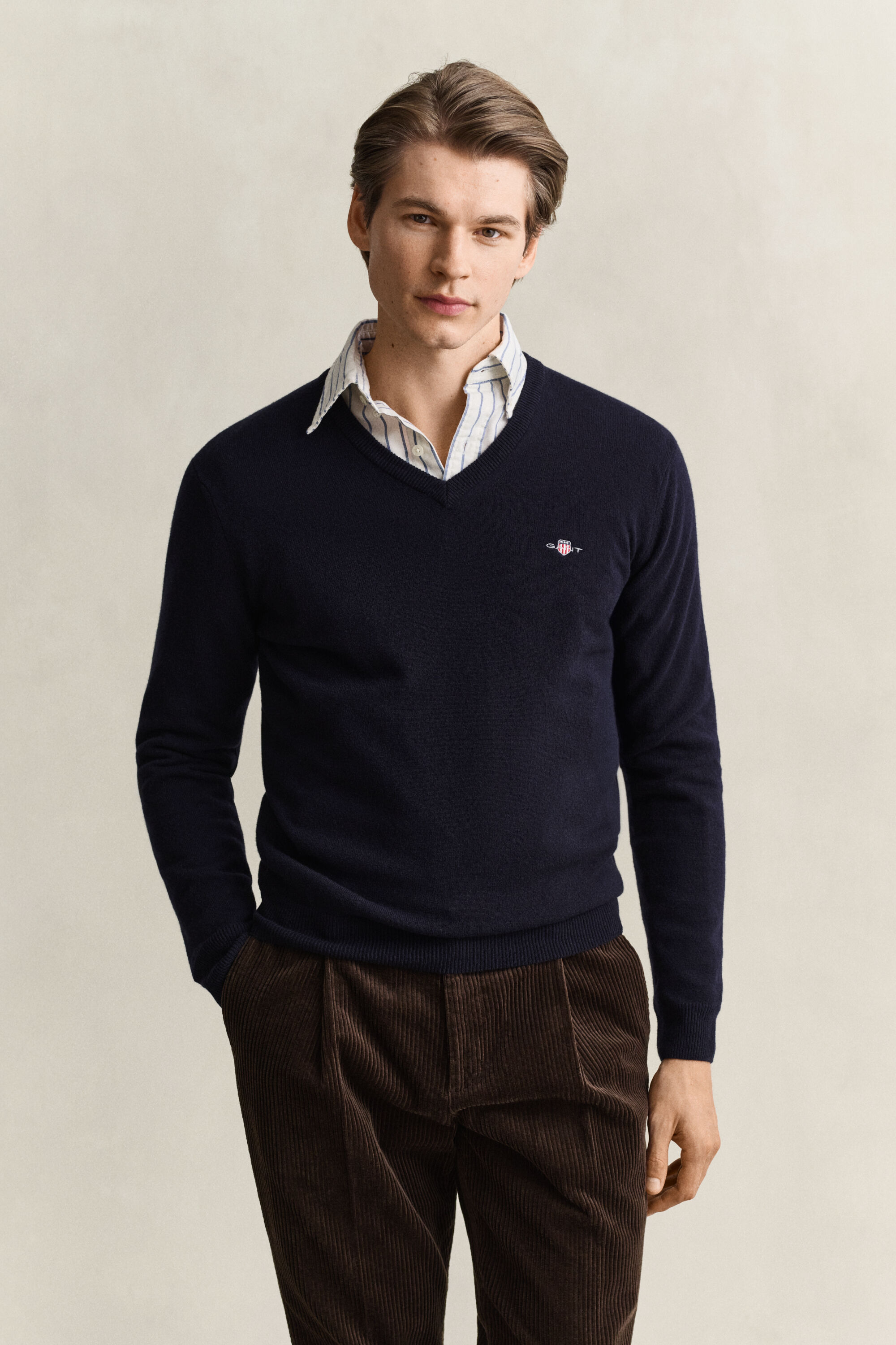Maglia con scollo a V in lana d’agnello