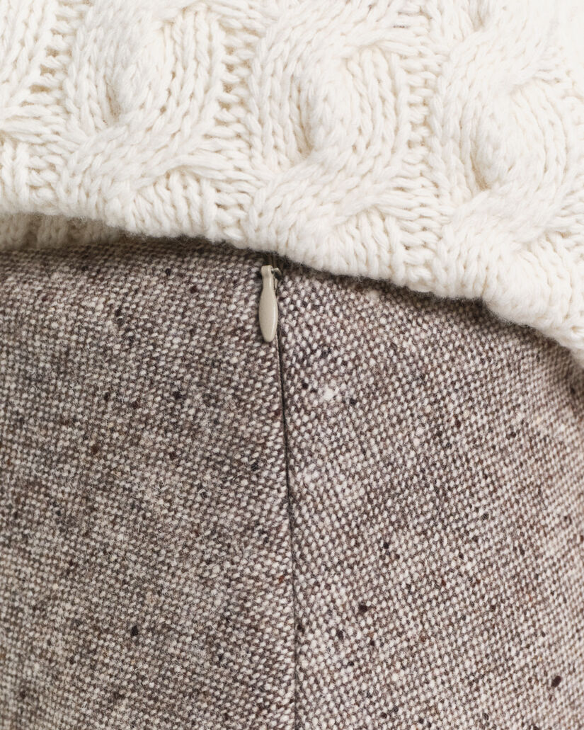 Gonna midi svasata in morbida lana