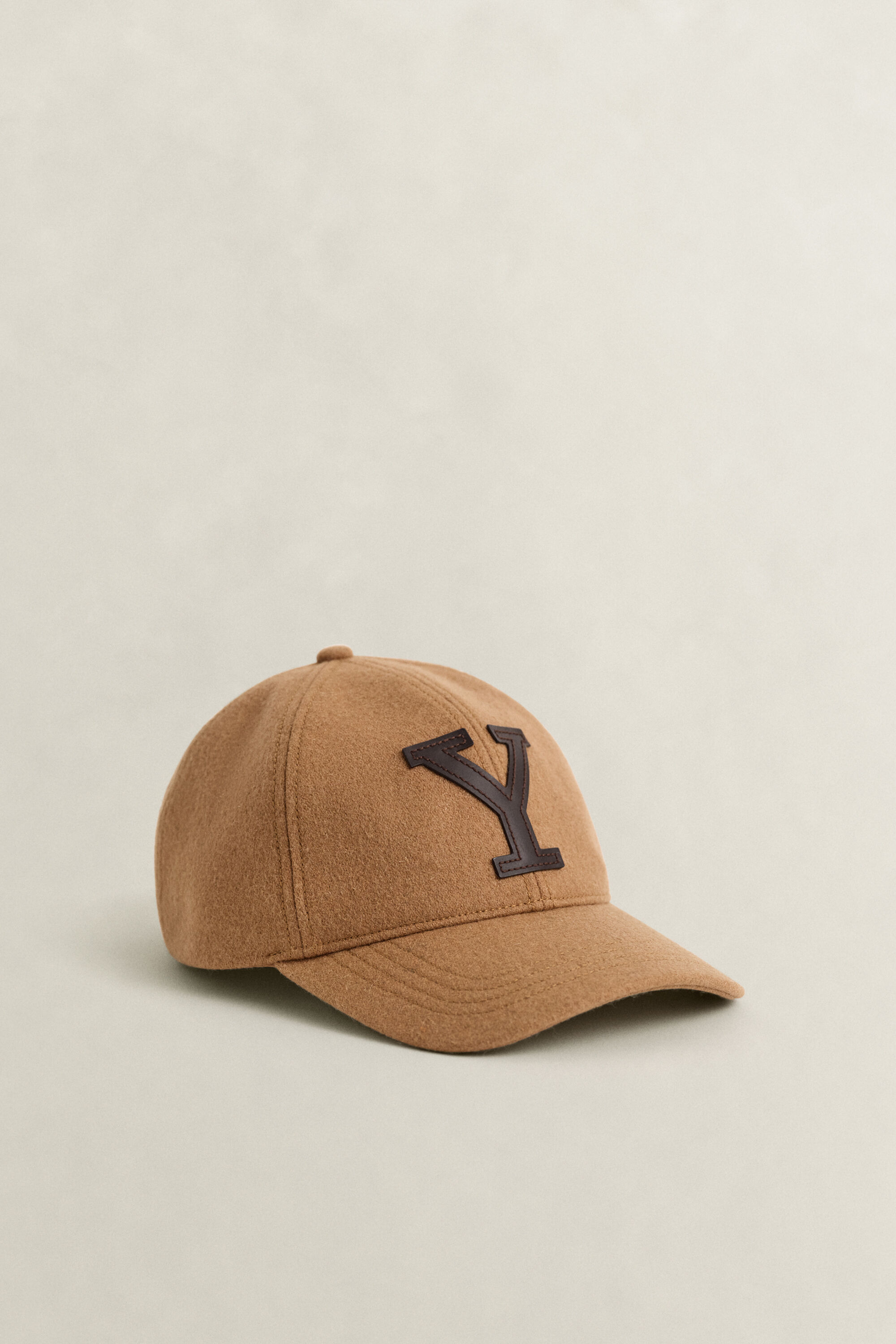 Cappellino Gant x Yale in lana melton
