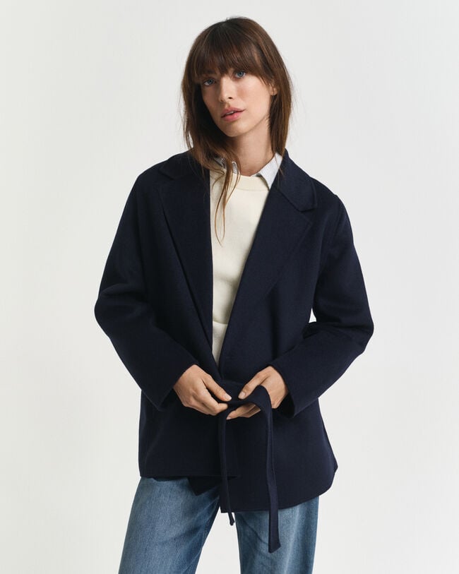 Giacca cucita a mano con cintura