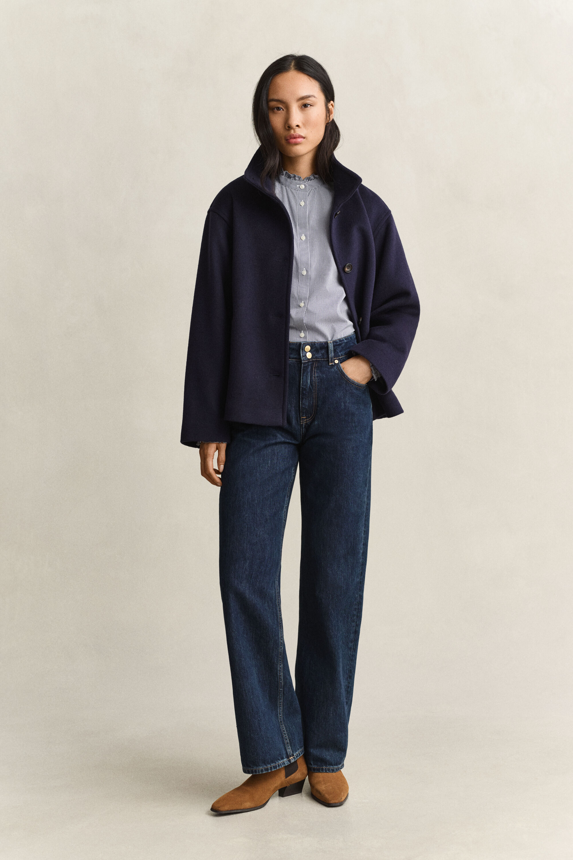 Blusa con colletto arricciato