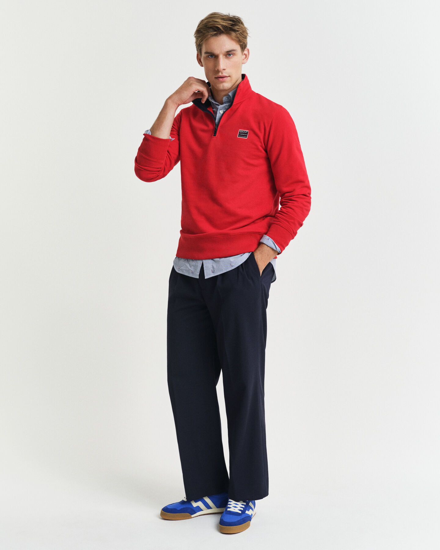 Felpa a contrasto con zip corta