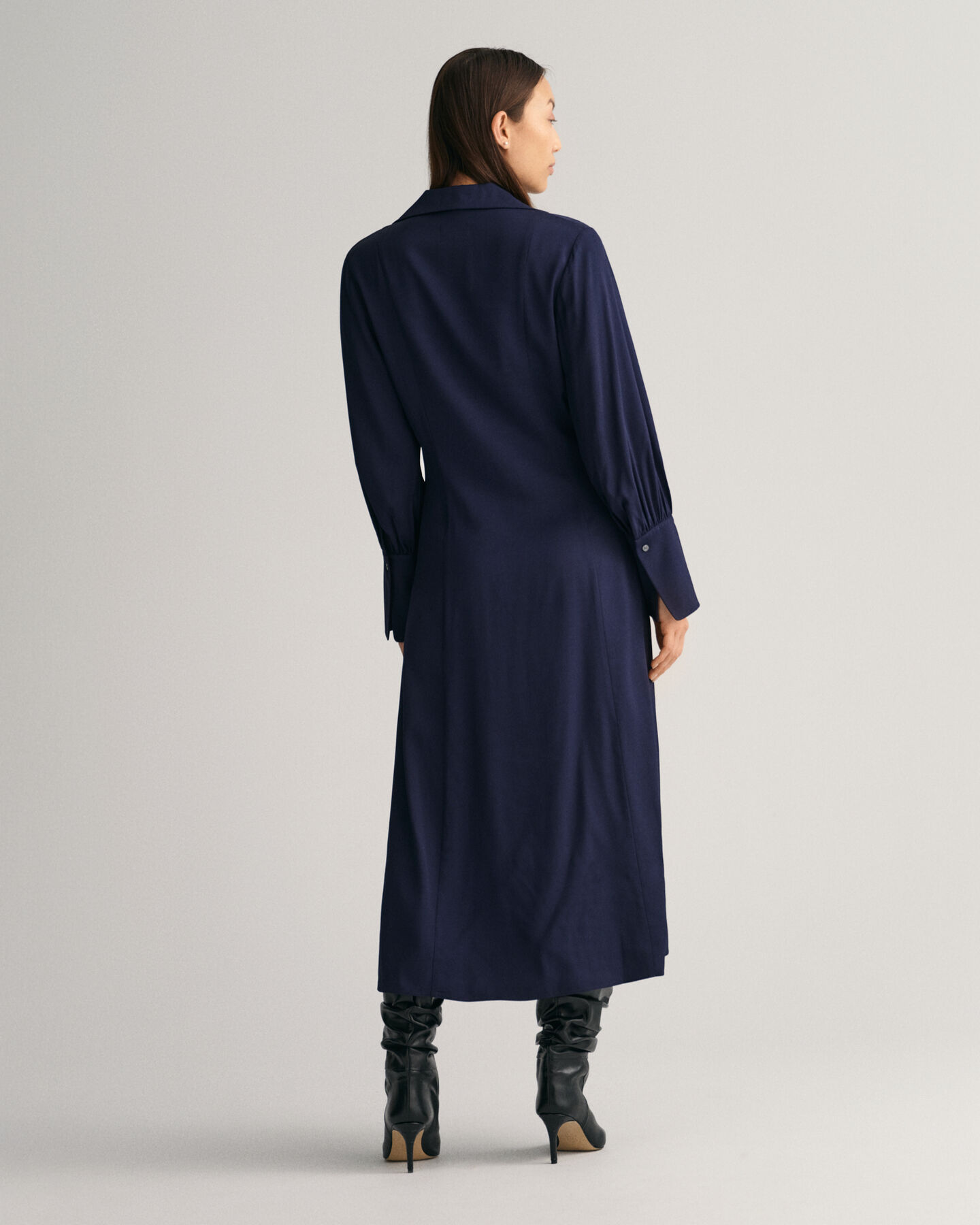 Abito con polsini alti slim fit