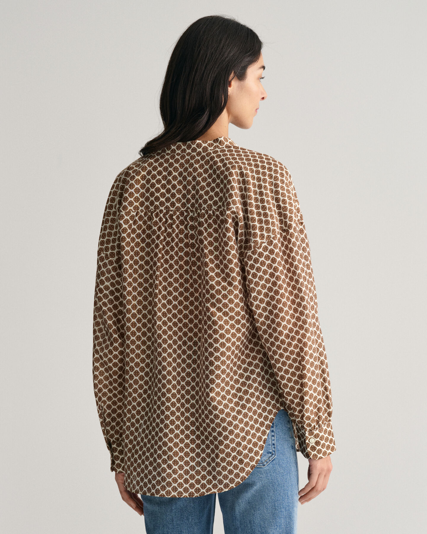 Blusa in seta-cotone con stampa Monogram