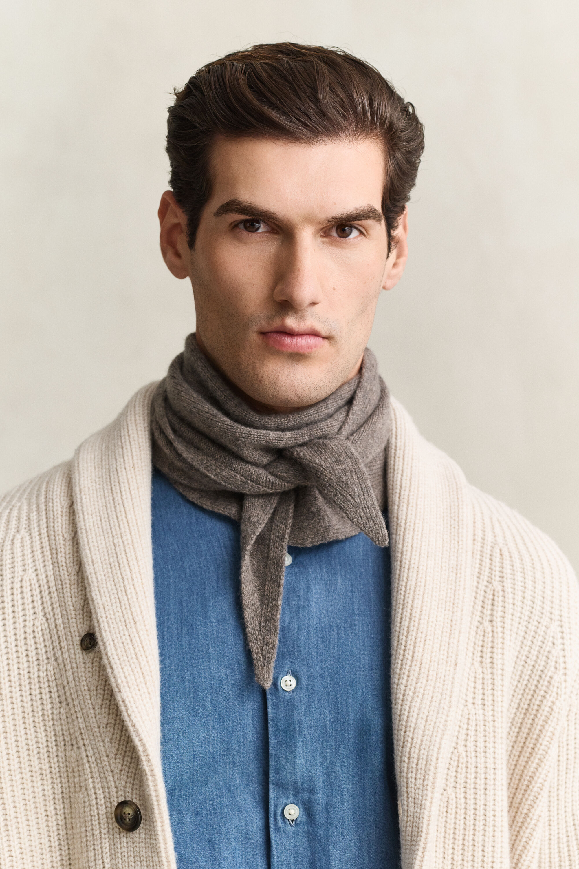 Sciarpa triangolare in cashmere