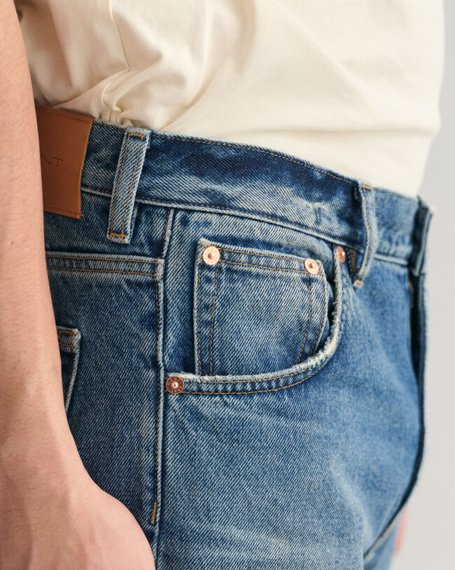 Jeans bootcut dal lavaggio vintage