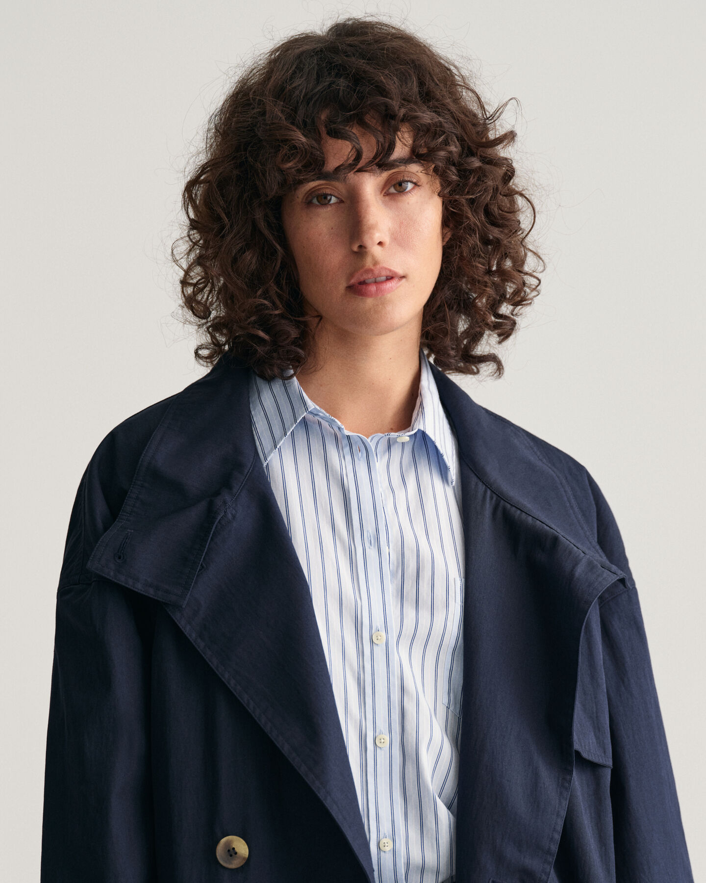 Giacca trench di media lunghezza