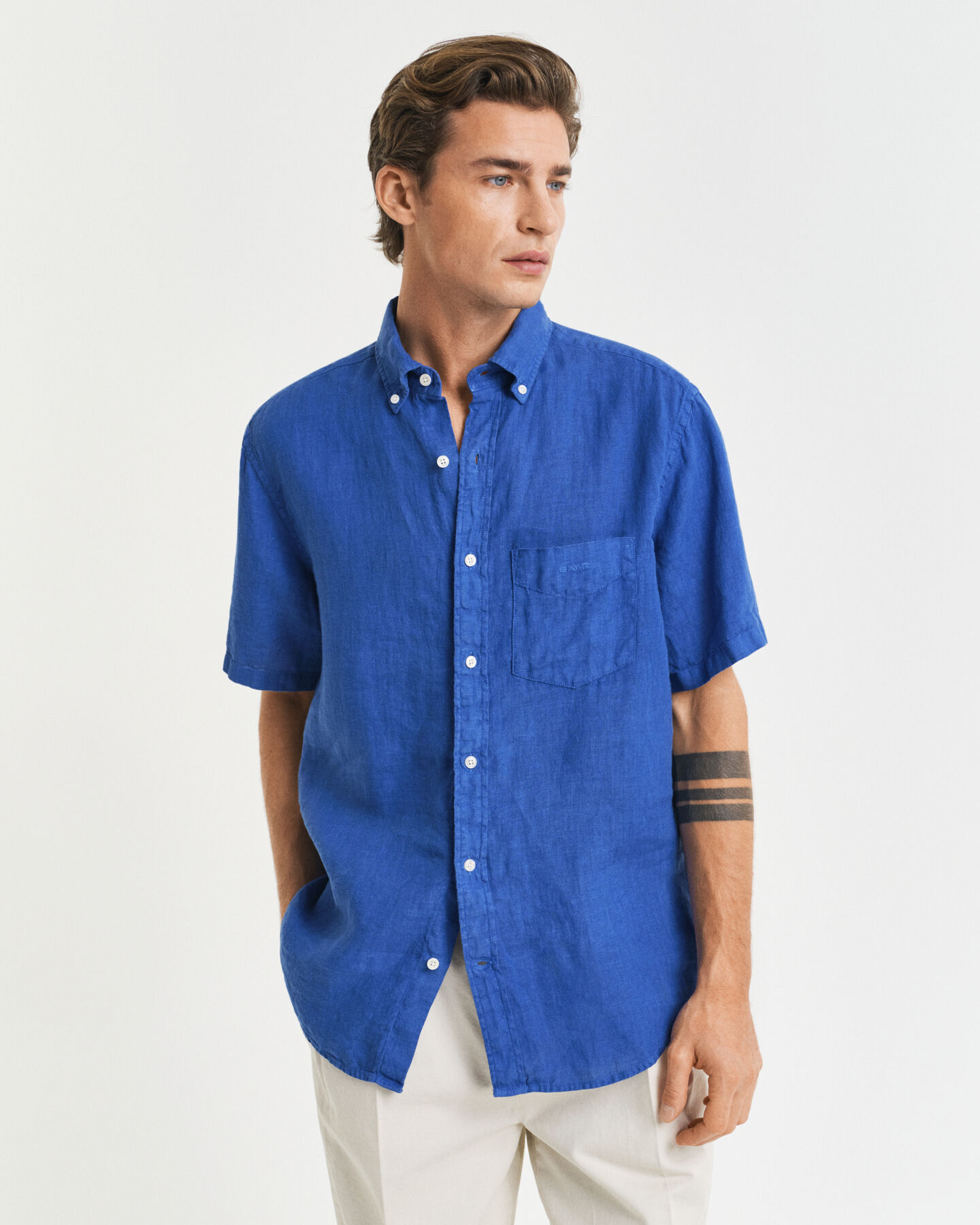 Camicia di lino tinto in capo maniche corte regular fit