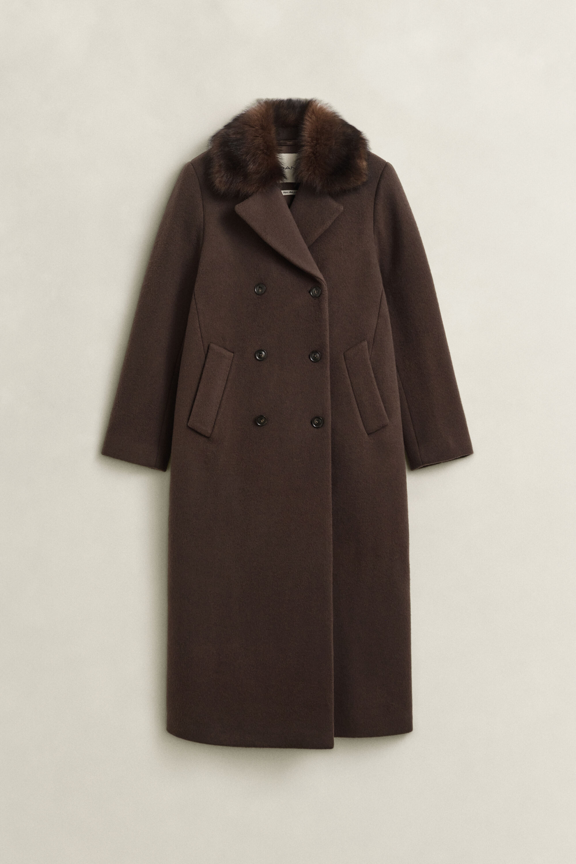 Cappotto con colletto in shearling