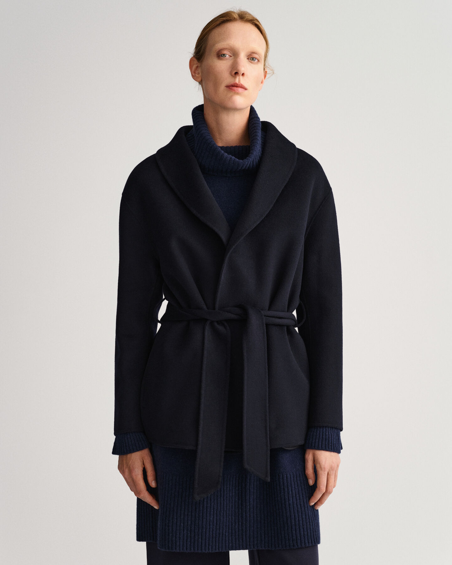 Blazer cucito a mano con cintura