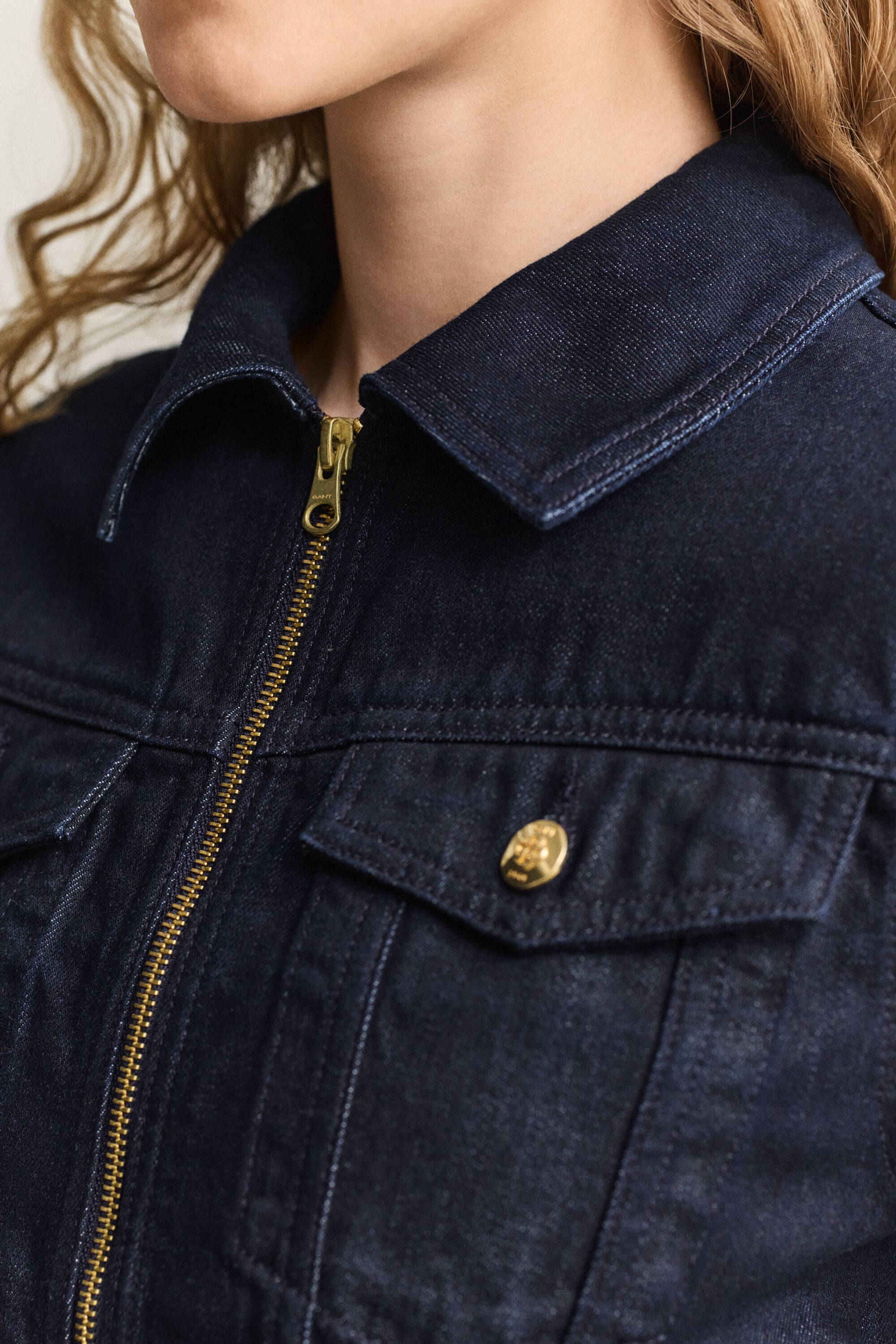 Giacca aderente in denim