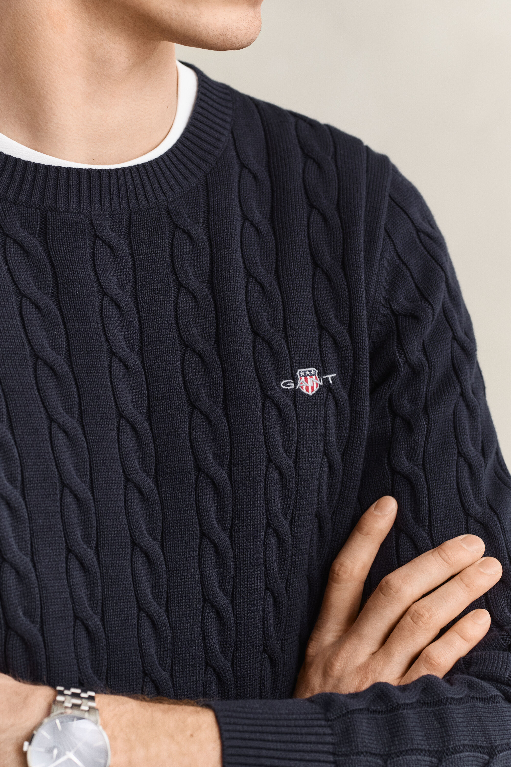 Maglia girocollo in cotone a trecce