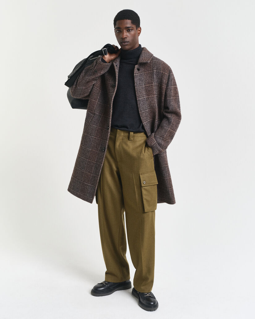 Maglia a collo alto in finissima lana merino