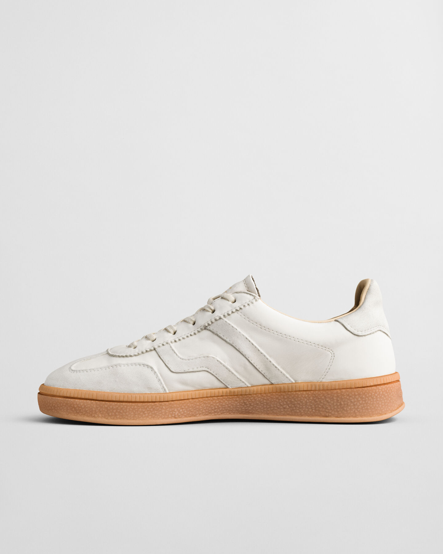 Sneakers Cuzima in camoscio