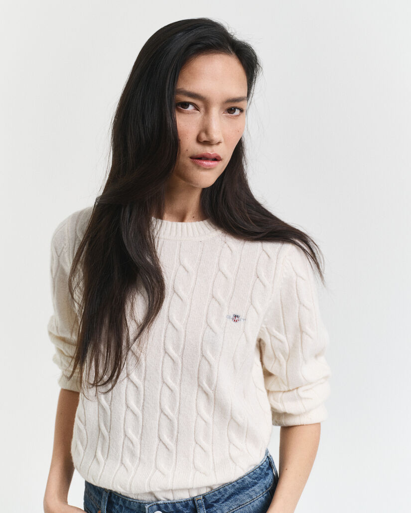 Maglia girocollo a trecce in lana d’agnello