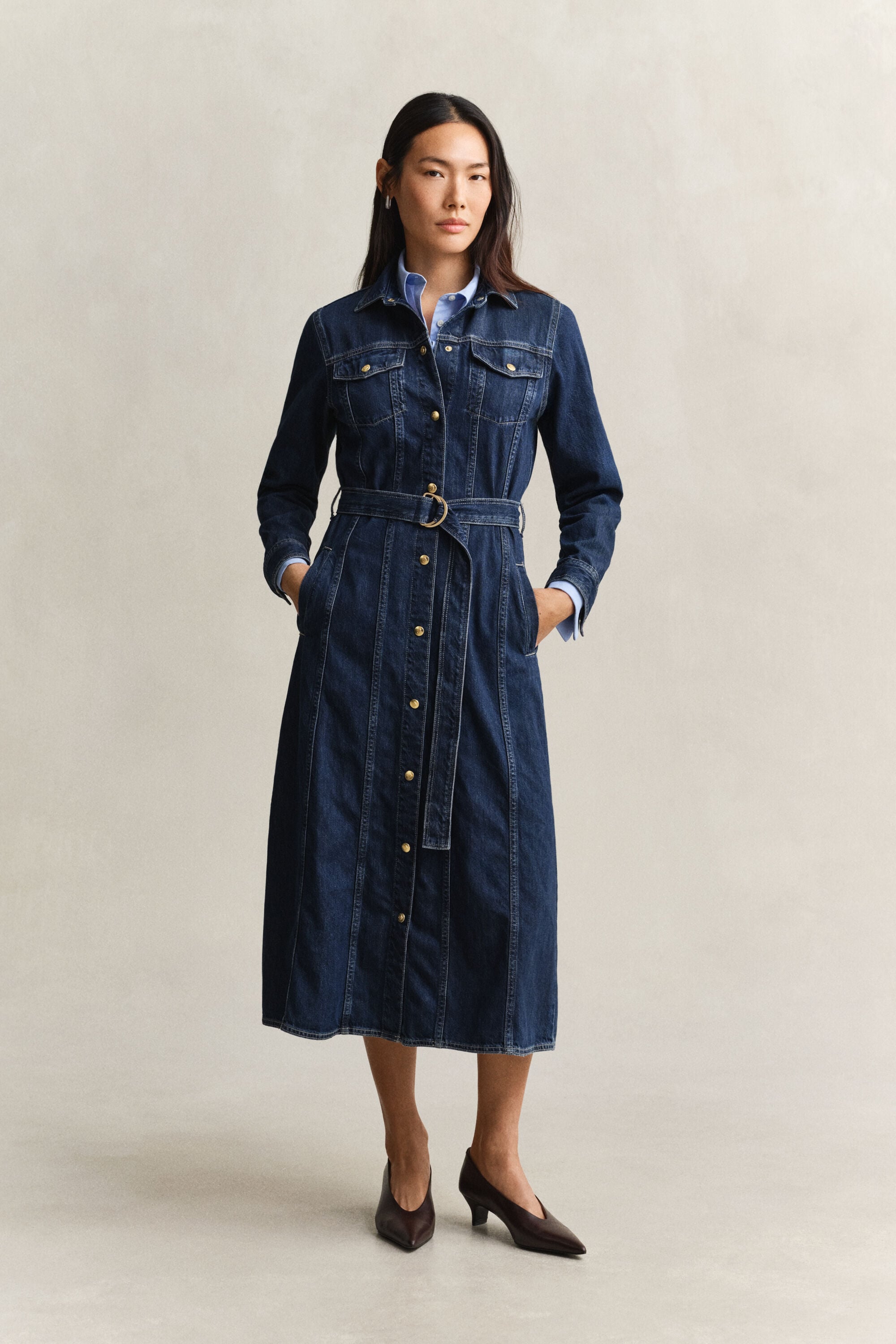 Abito midi in denim con cintura
