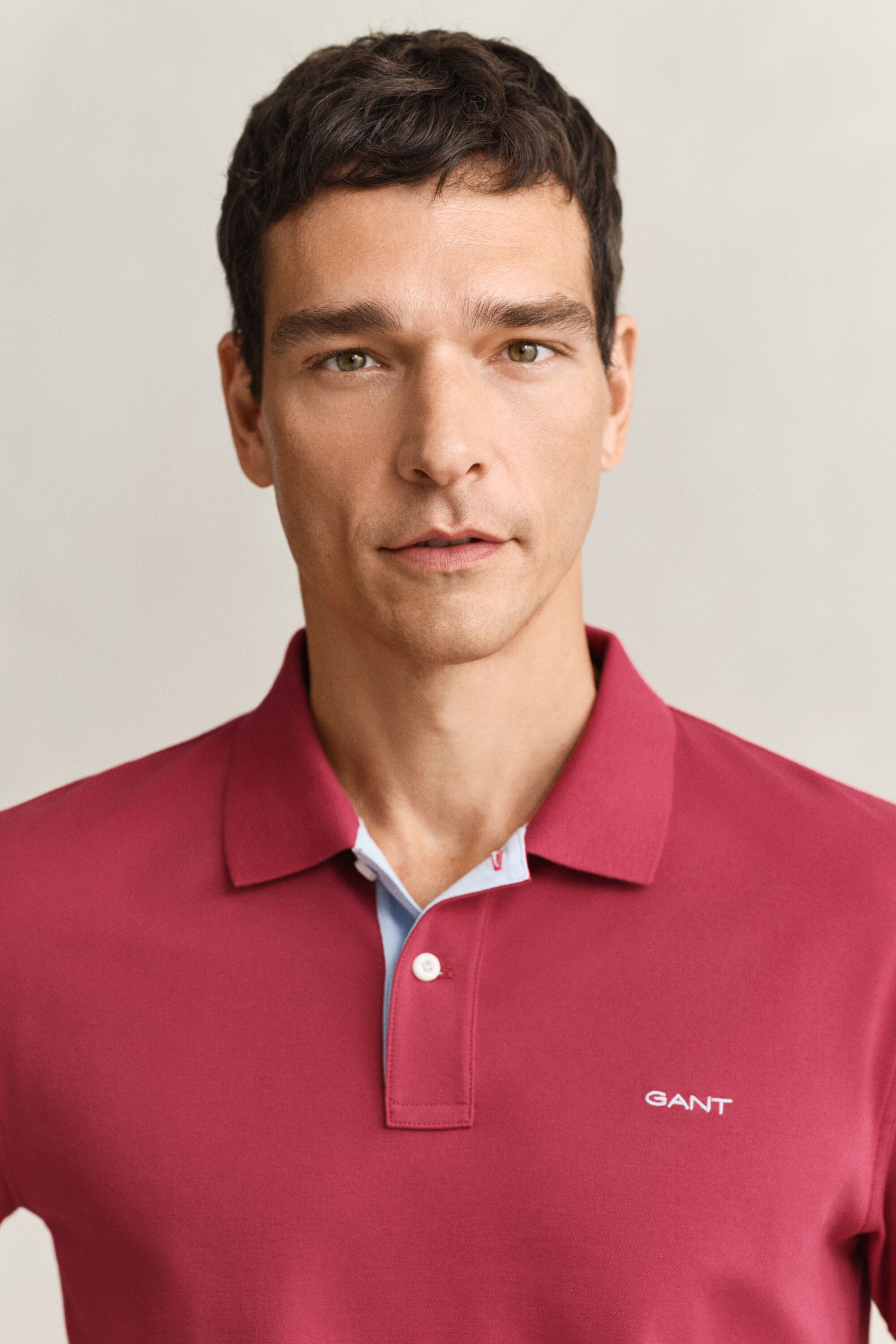 Polo in piqué a contrasto