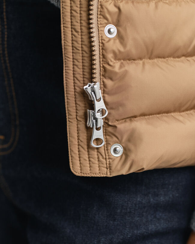 Smanicato leggero in piumino